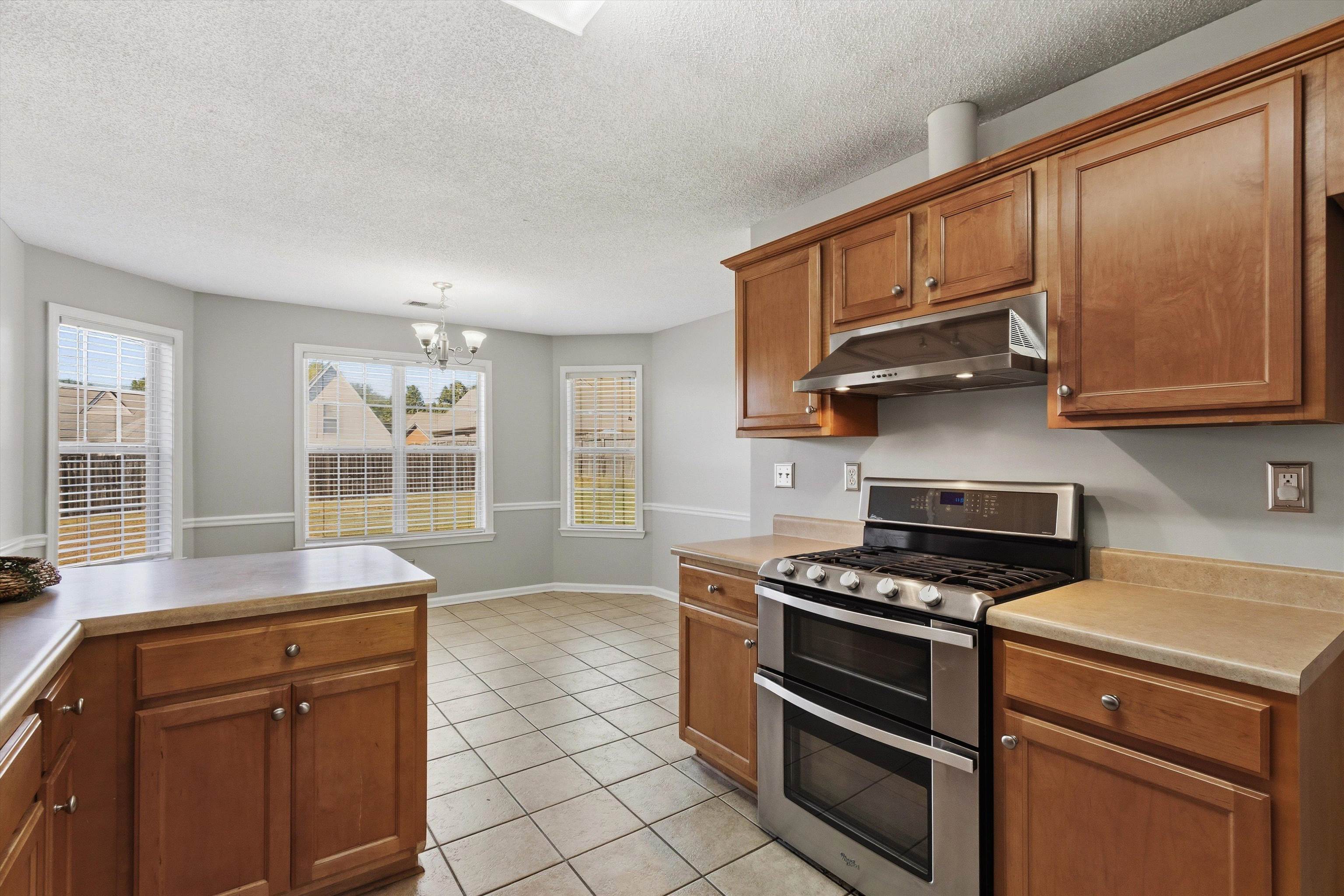 5177 Melanie Creek Cv Property Photo 8