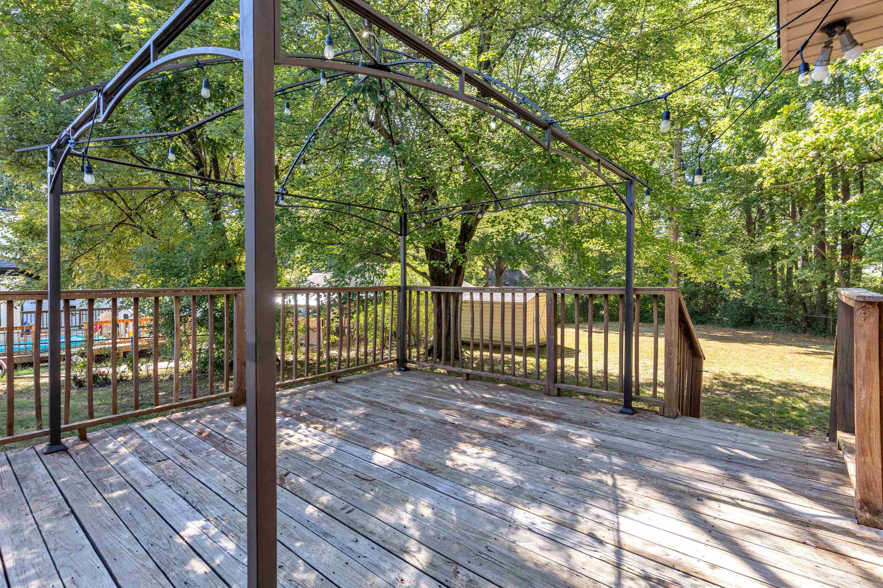 2695 Elmore Park Rd Property Photo 27