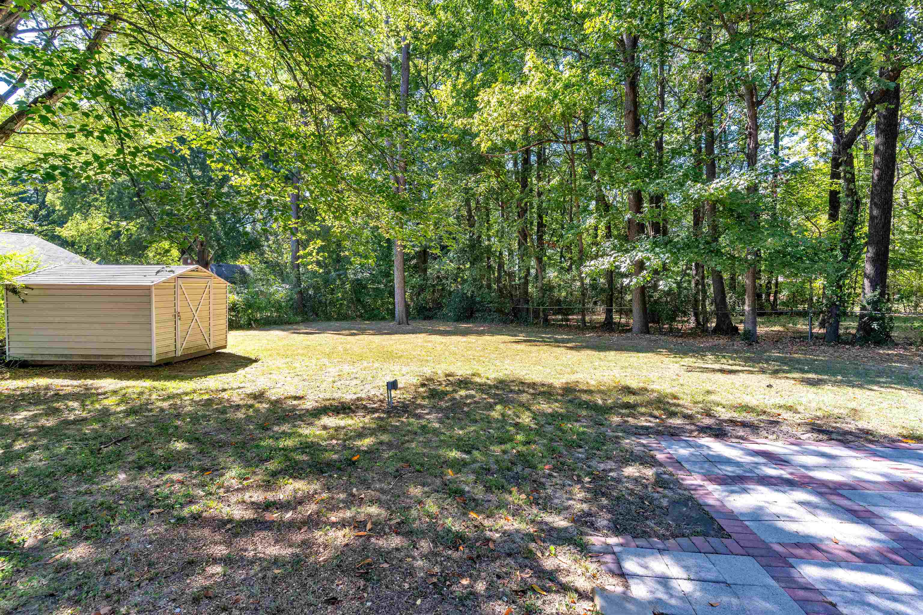 2695 Elmore Park Rd Property Photo 29
