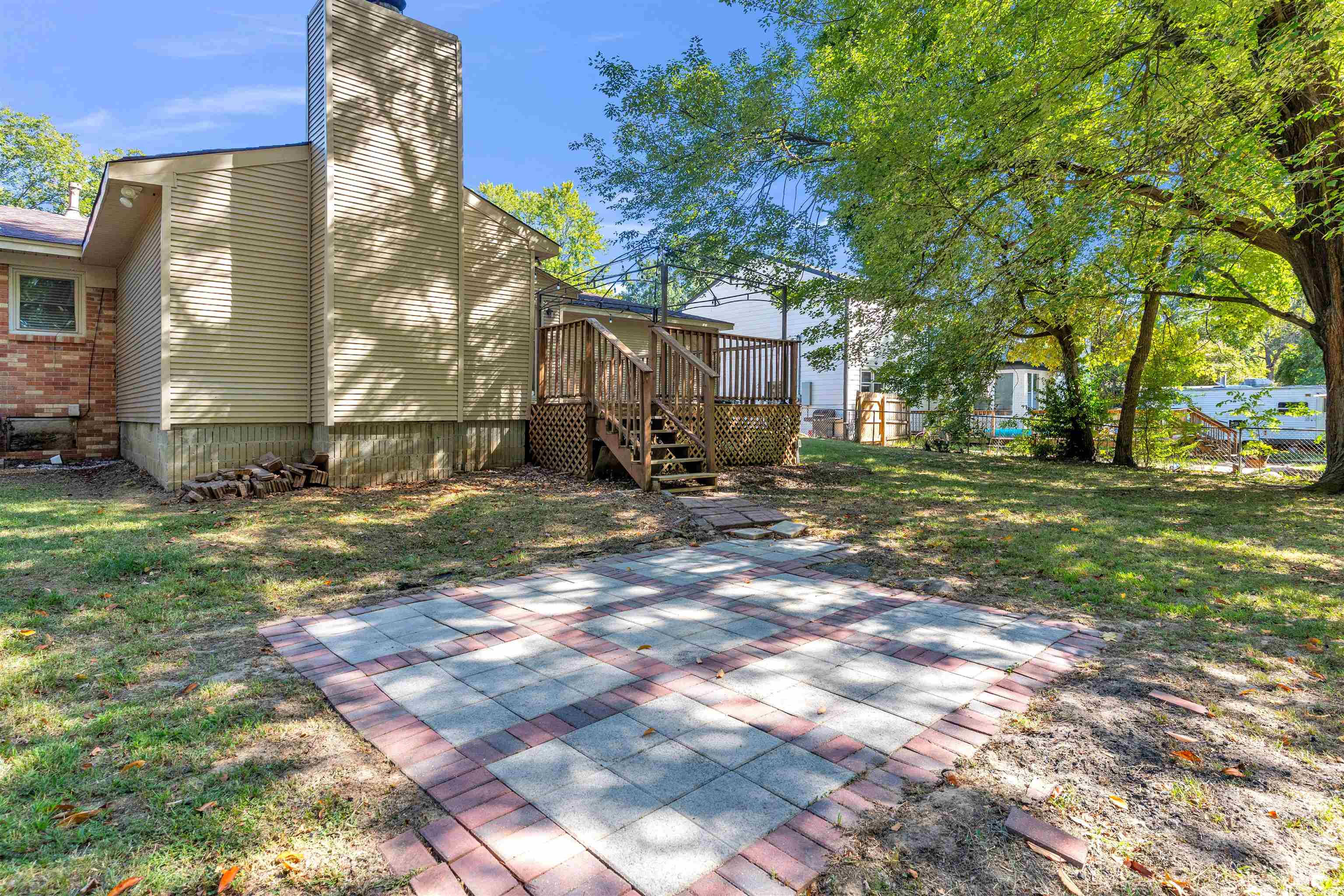 2695 Elmore Park Rd Property Photo 30