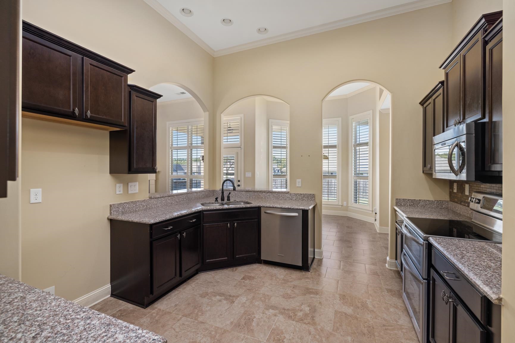 110 James Xing Dr Property Photo 15