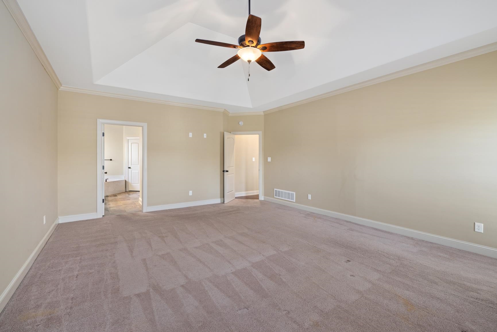 110 James Xing Dr Property Photo 22