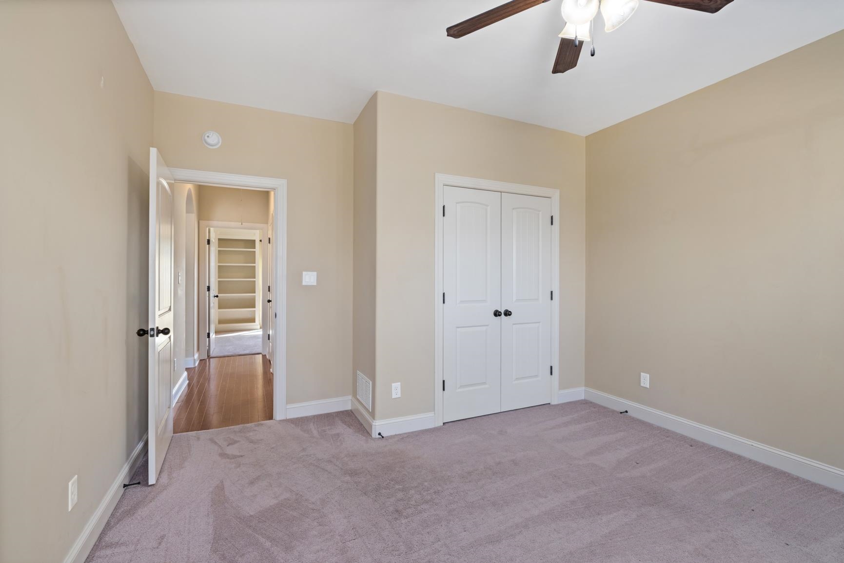 110 James Xing Dr Property Photo 32