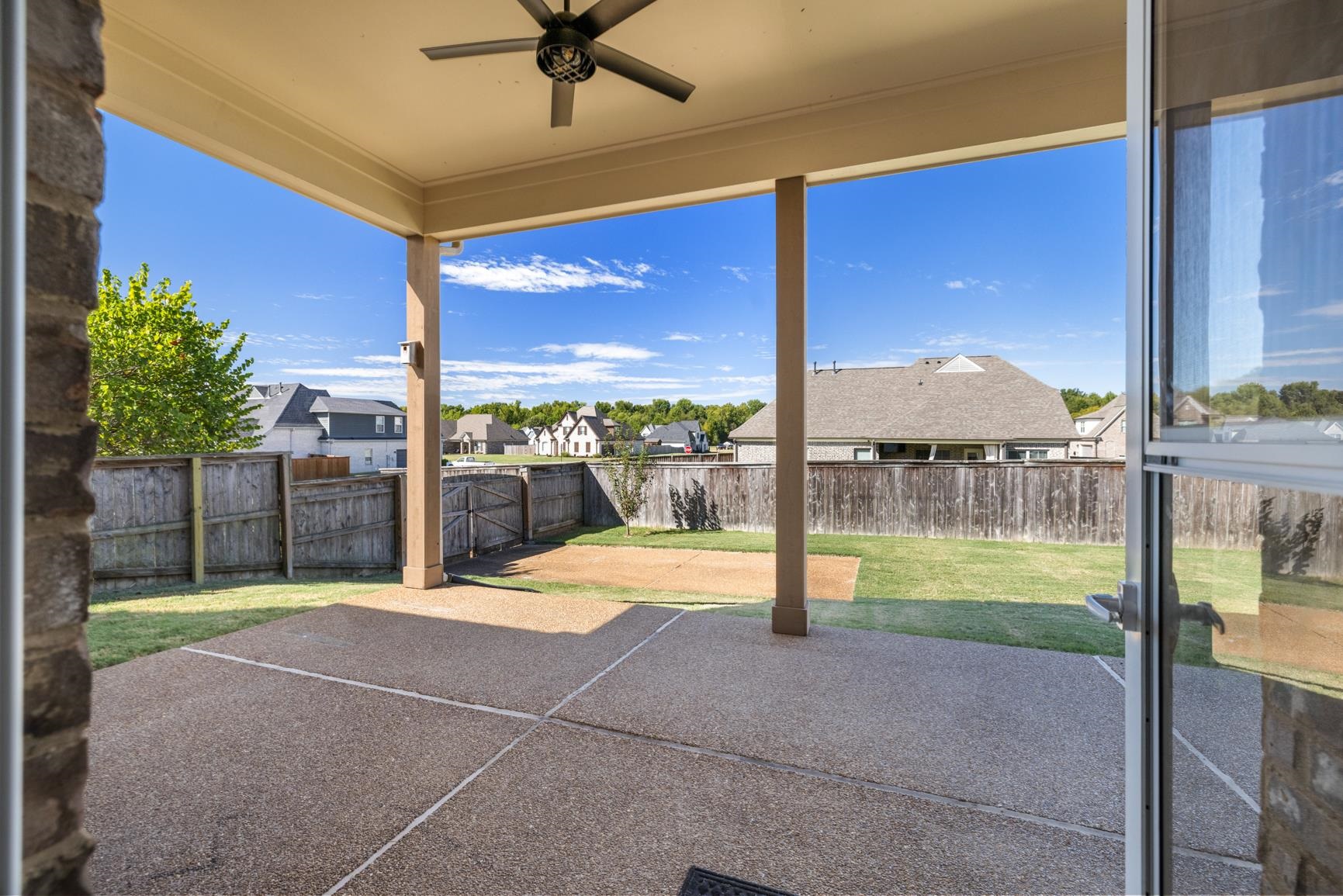110 James Xing Dr Property Photo 37