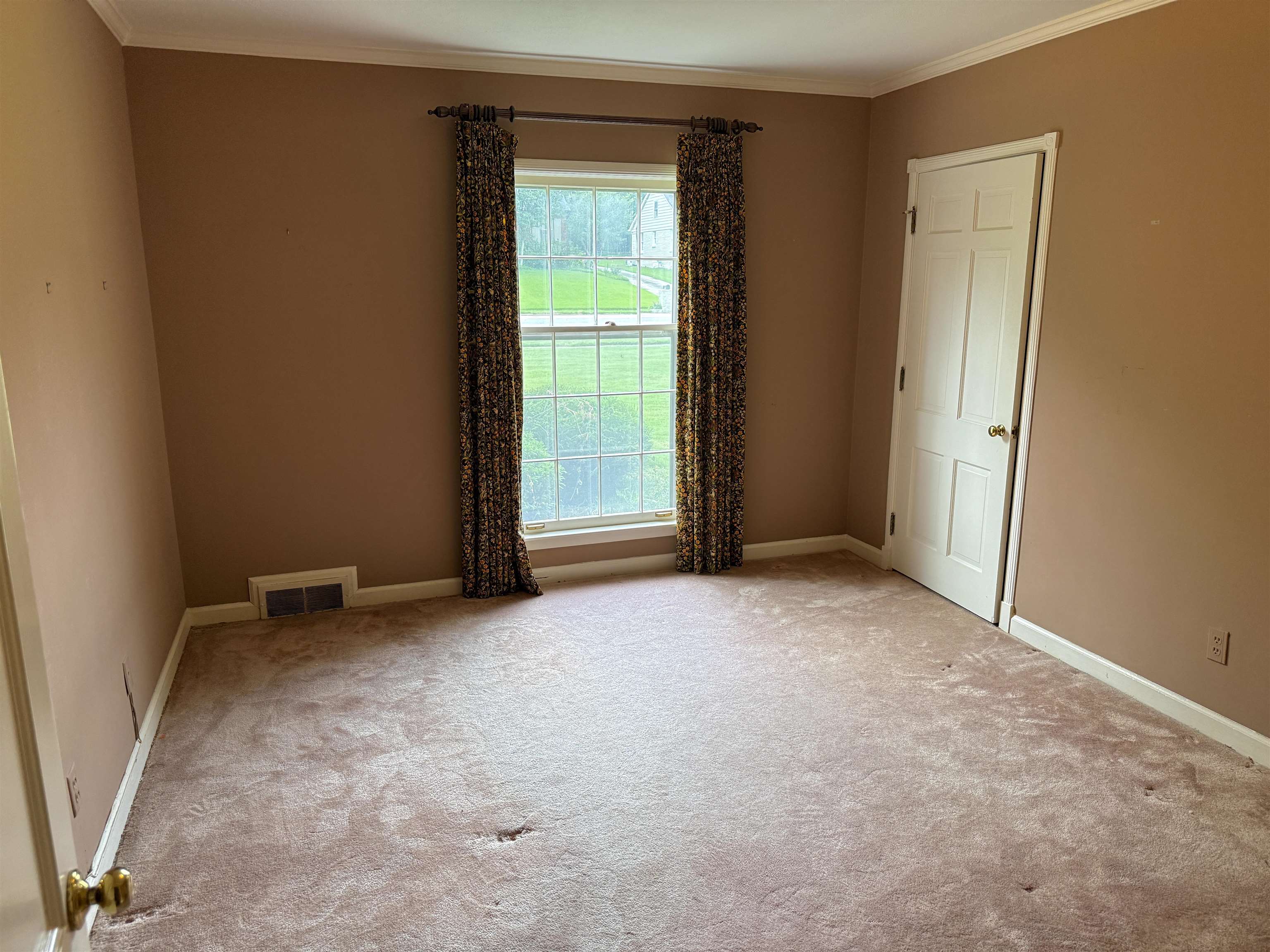 5534 Walnut Grove Rd Property Photo 14