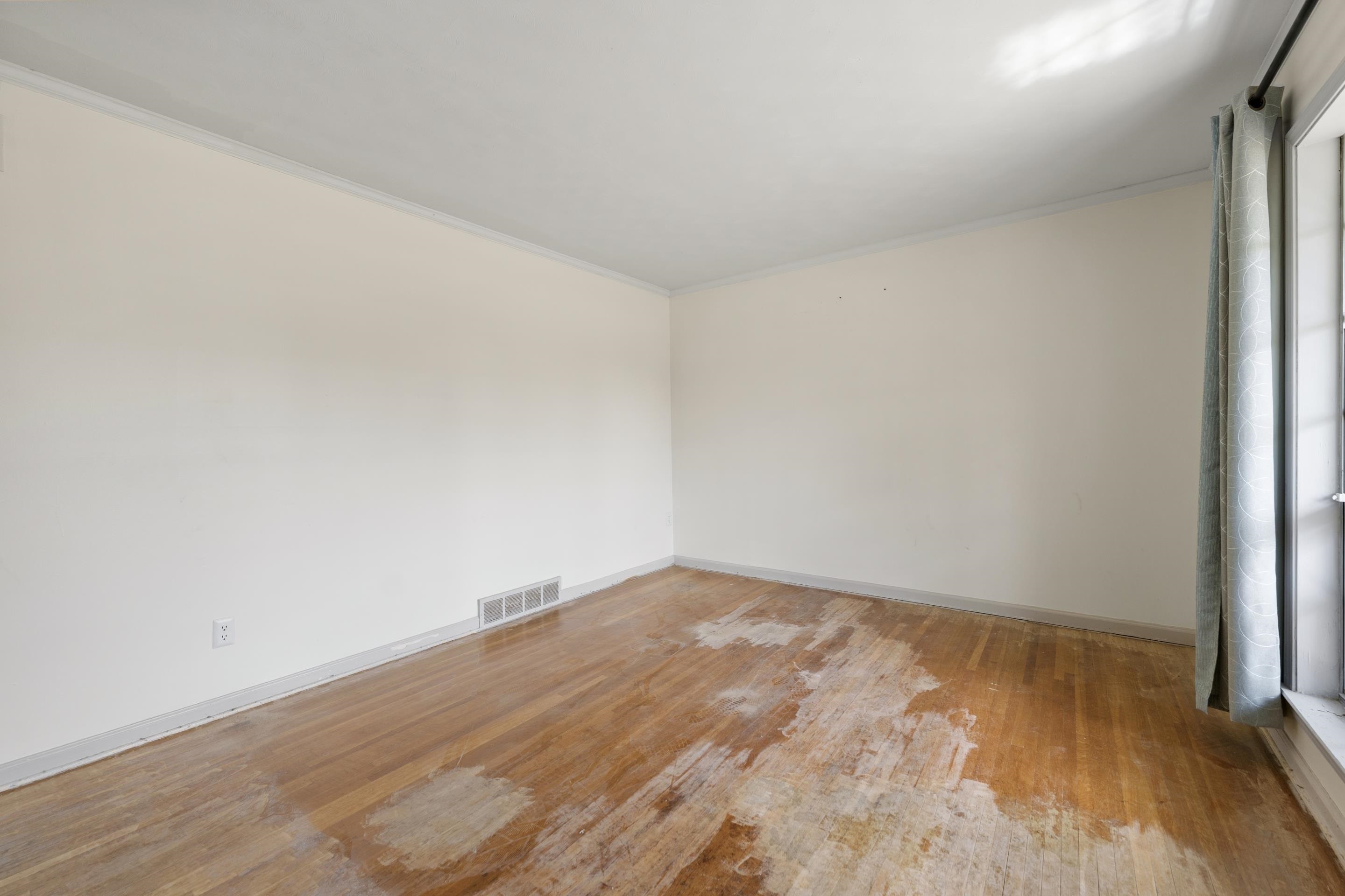 1529 Pinecrest Dr Property Photo 22