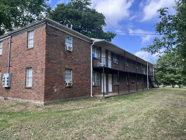 261 KEEL AVE Property Photo 1