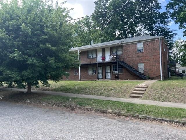261 Keel Ave Property Photo 2