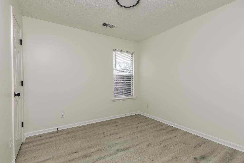 9761 Misty Bay Cv Property Photo 18