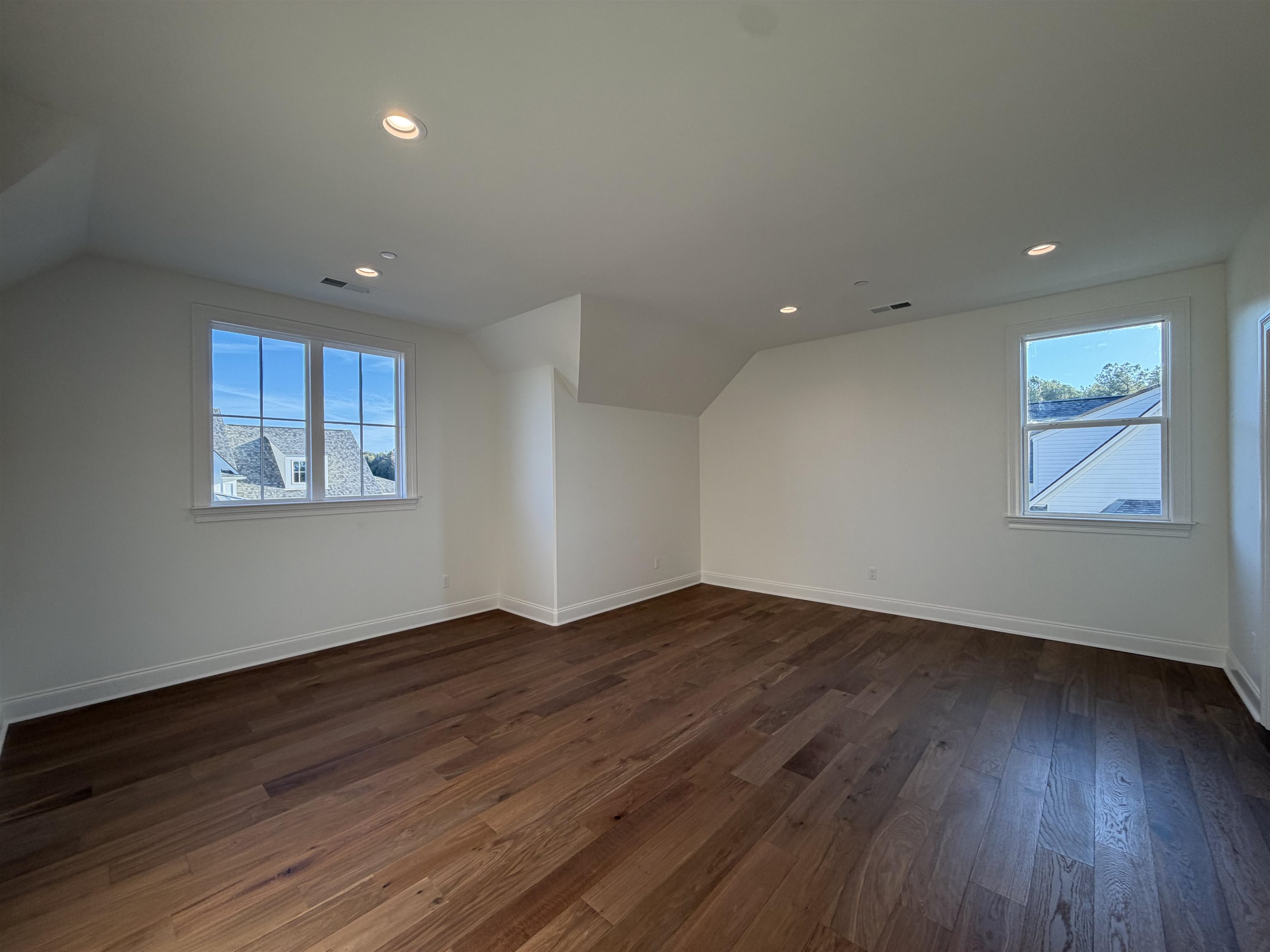 210 Rambling Rex Trl Property Photo 16