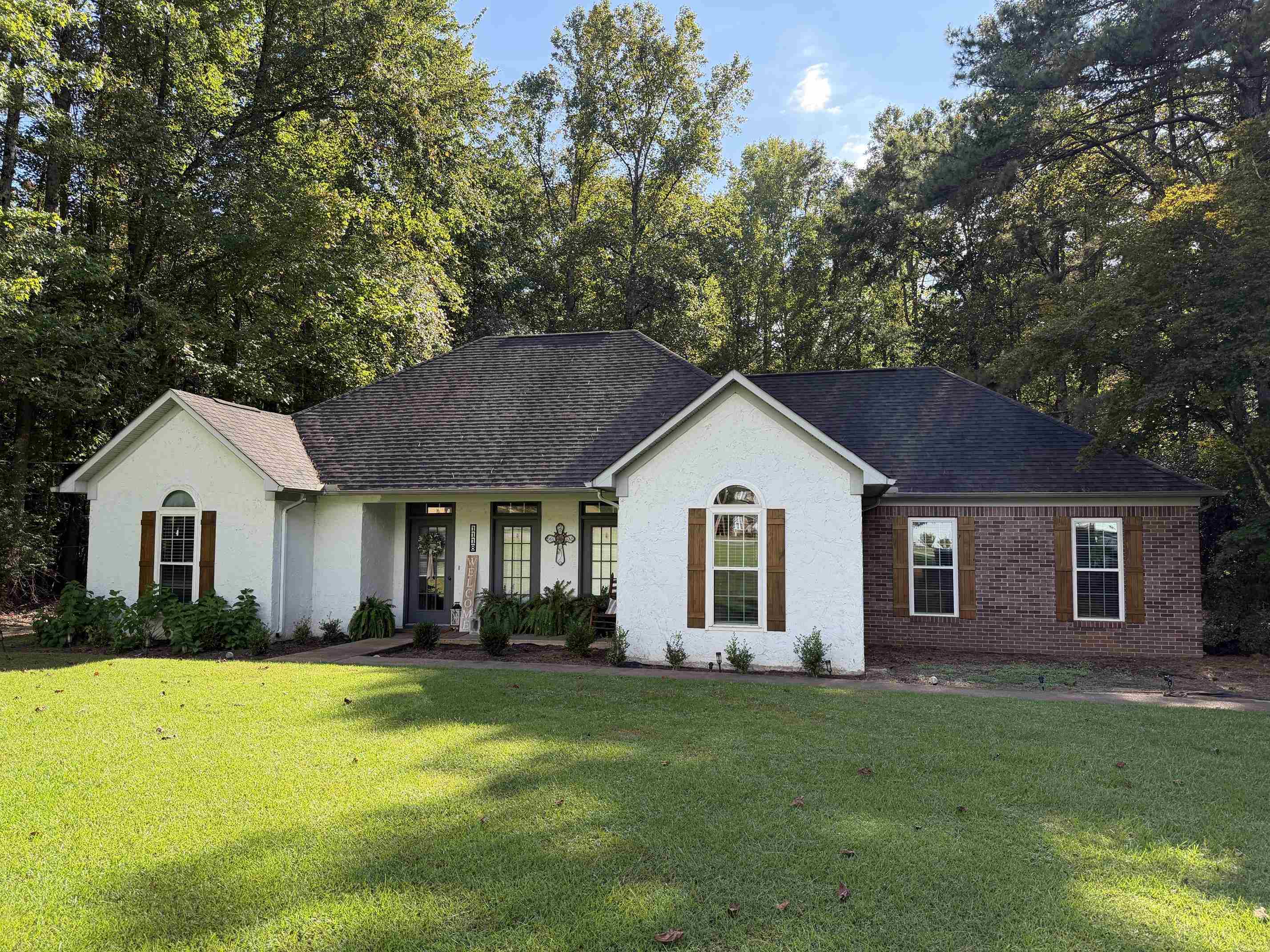 1118 Casey Springs Cir Property Photo 1