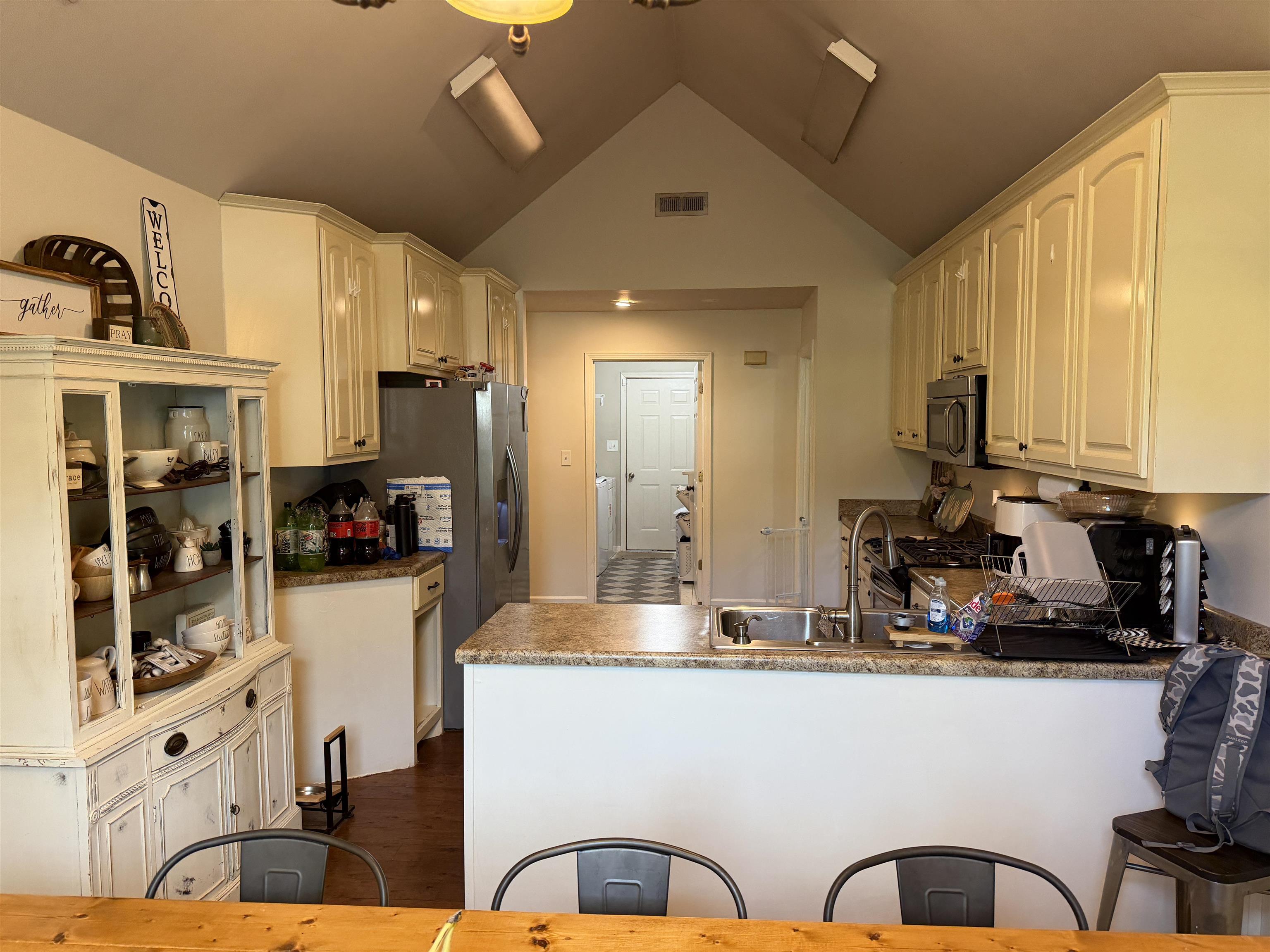 1118 Casey Springs Cir Property Photo 10