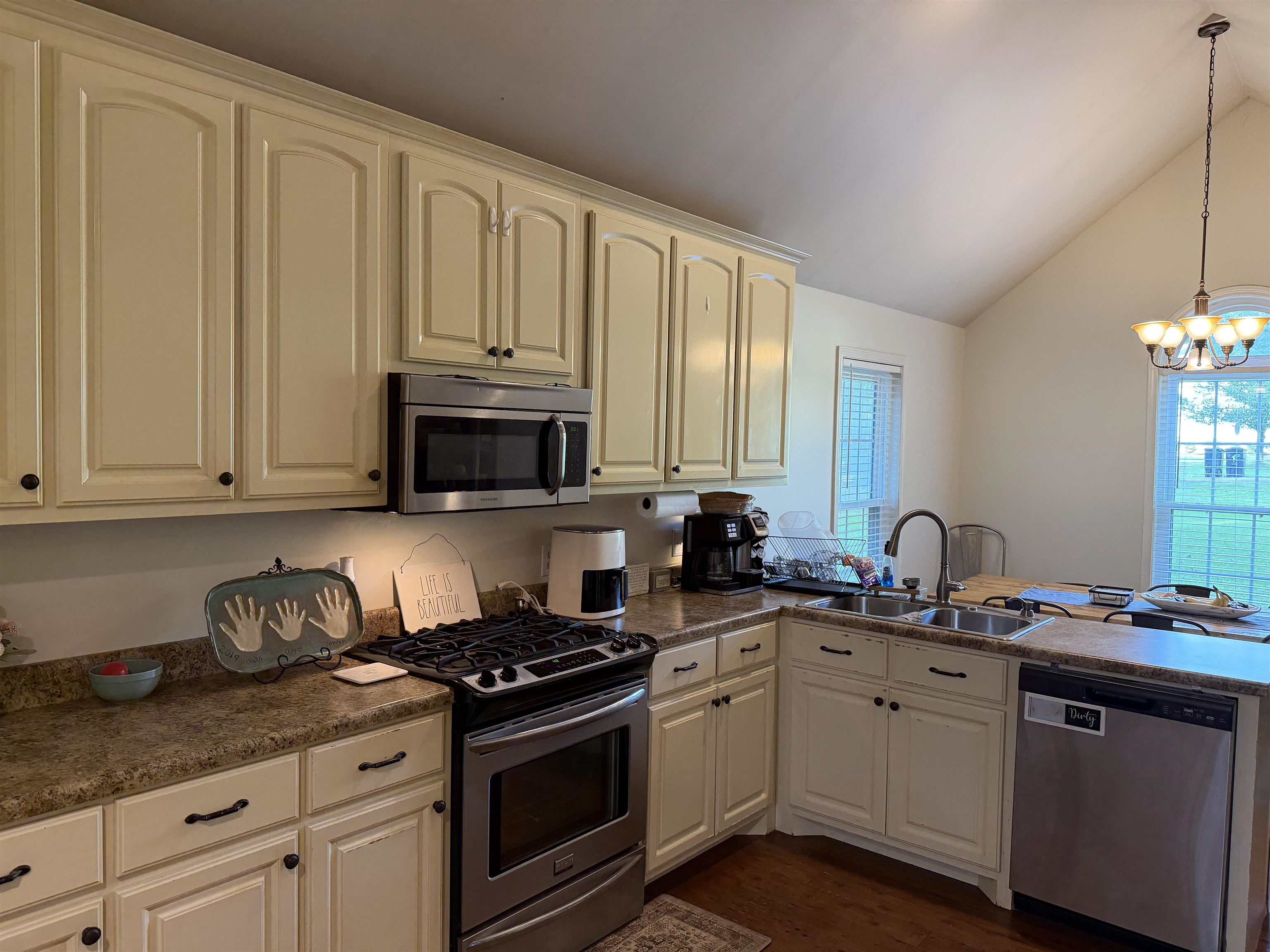 1118 Casey Springs Cir Property Photo 13