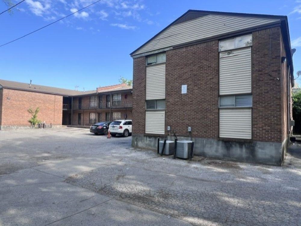1088 National St Property Photo 1