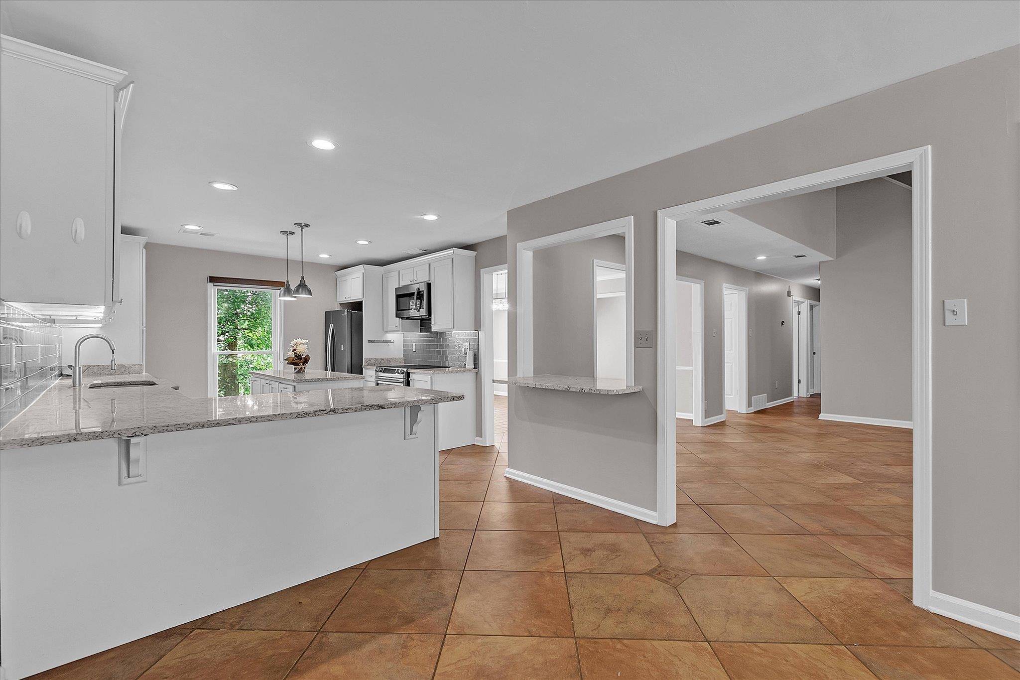 8364 Bazemore Rd Property Photo 4