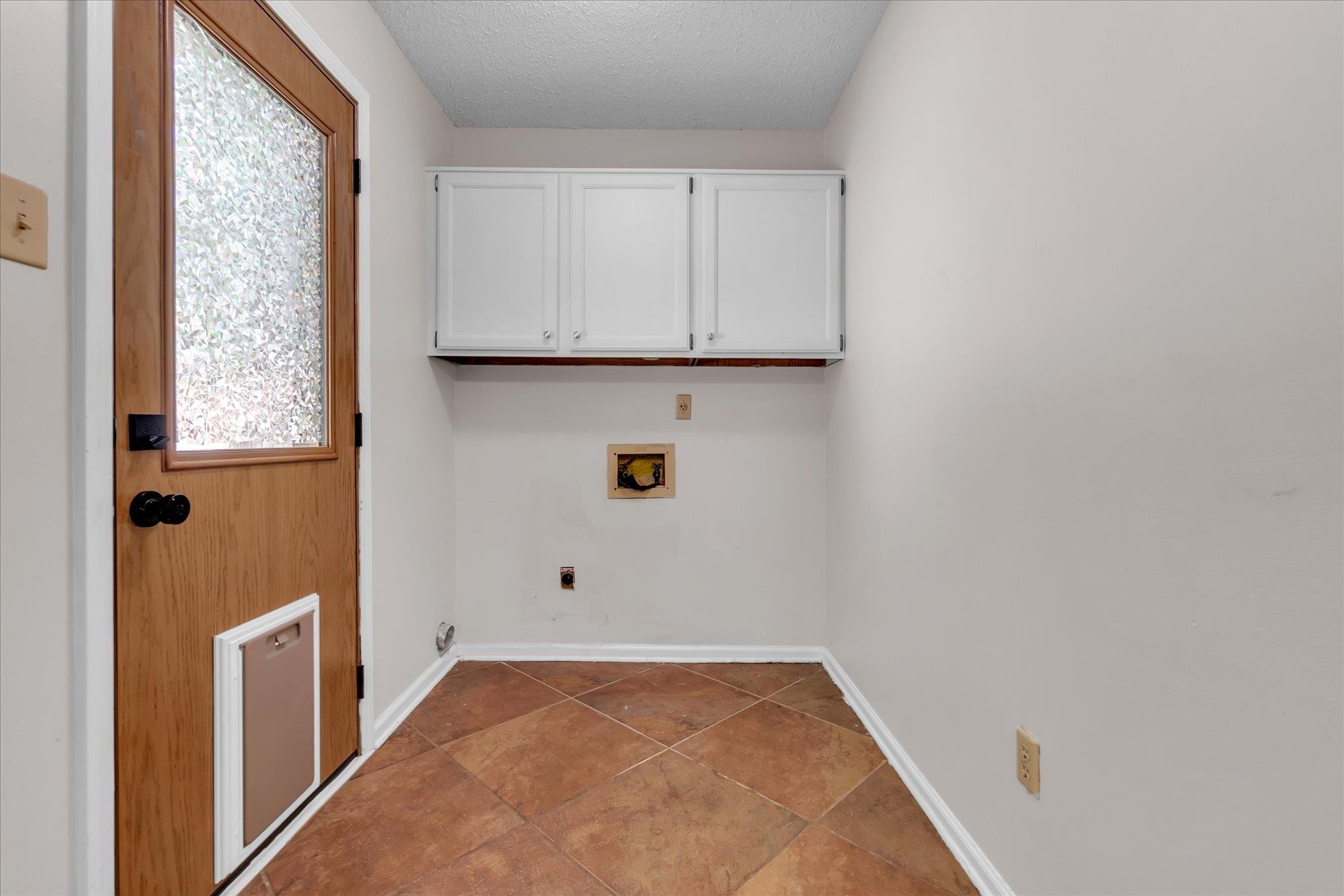 8364 Bazemore Rd Property Photo 9