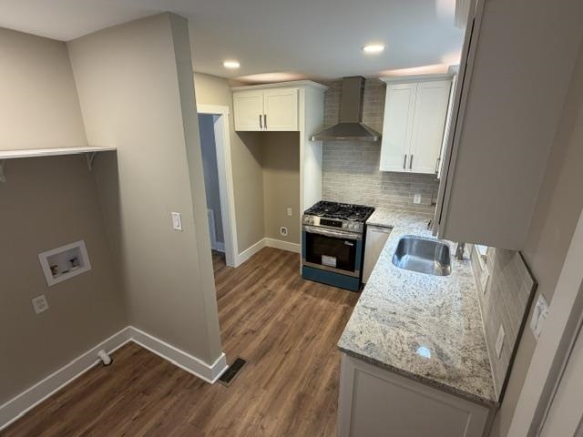 581 Eastern Dr Property Photo 4