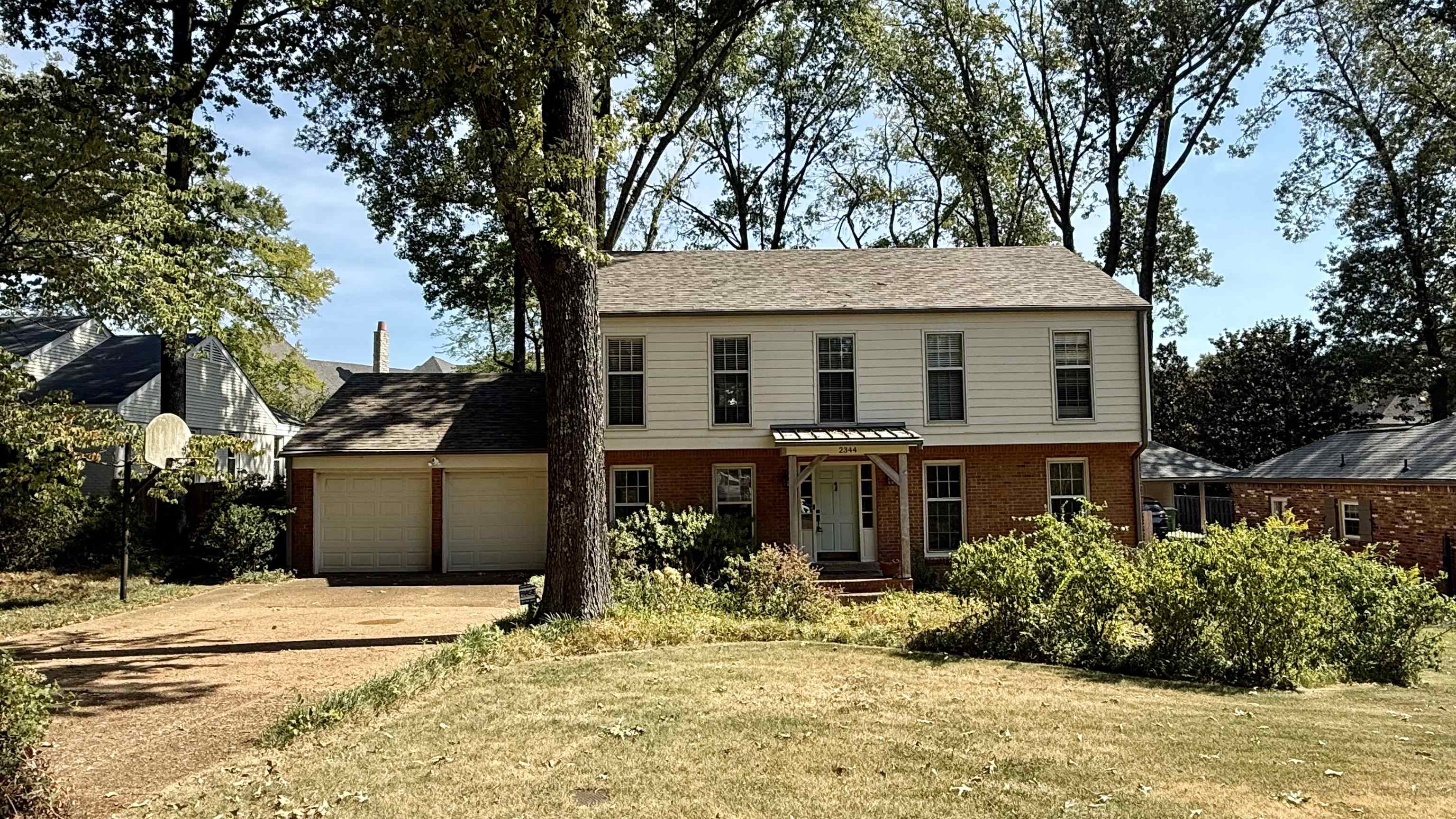 2344 HOWARD RD Property Photo 1