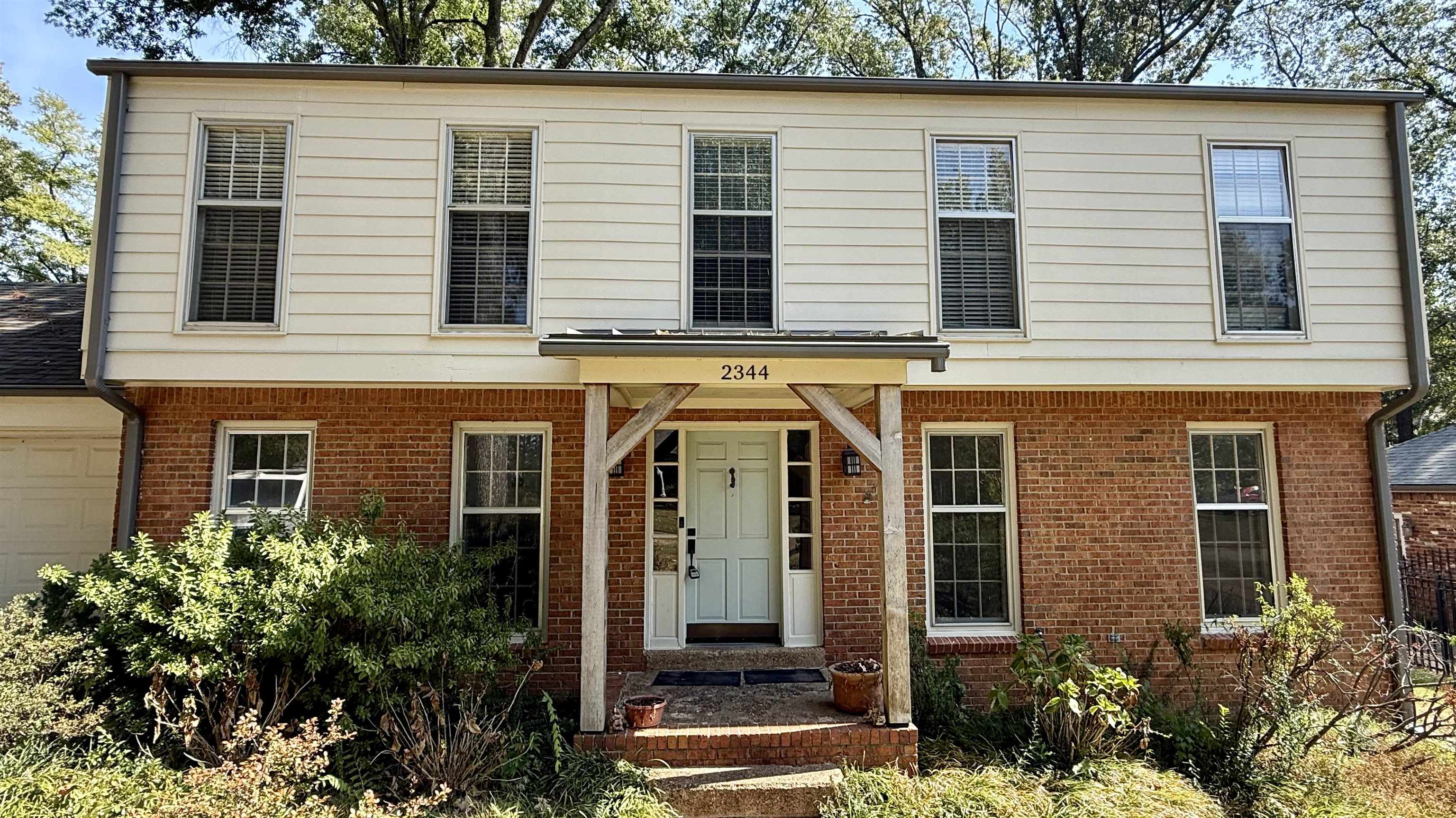 2344 Howard Rd Property Photo 2