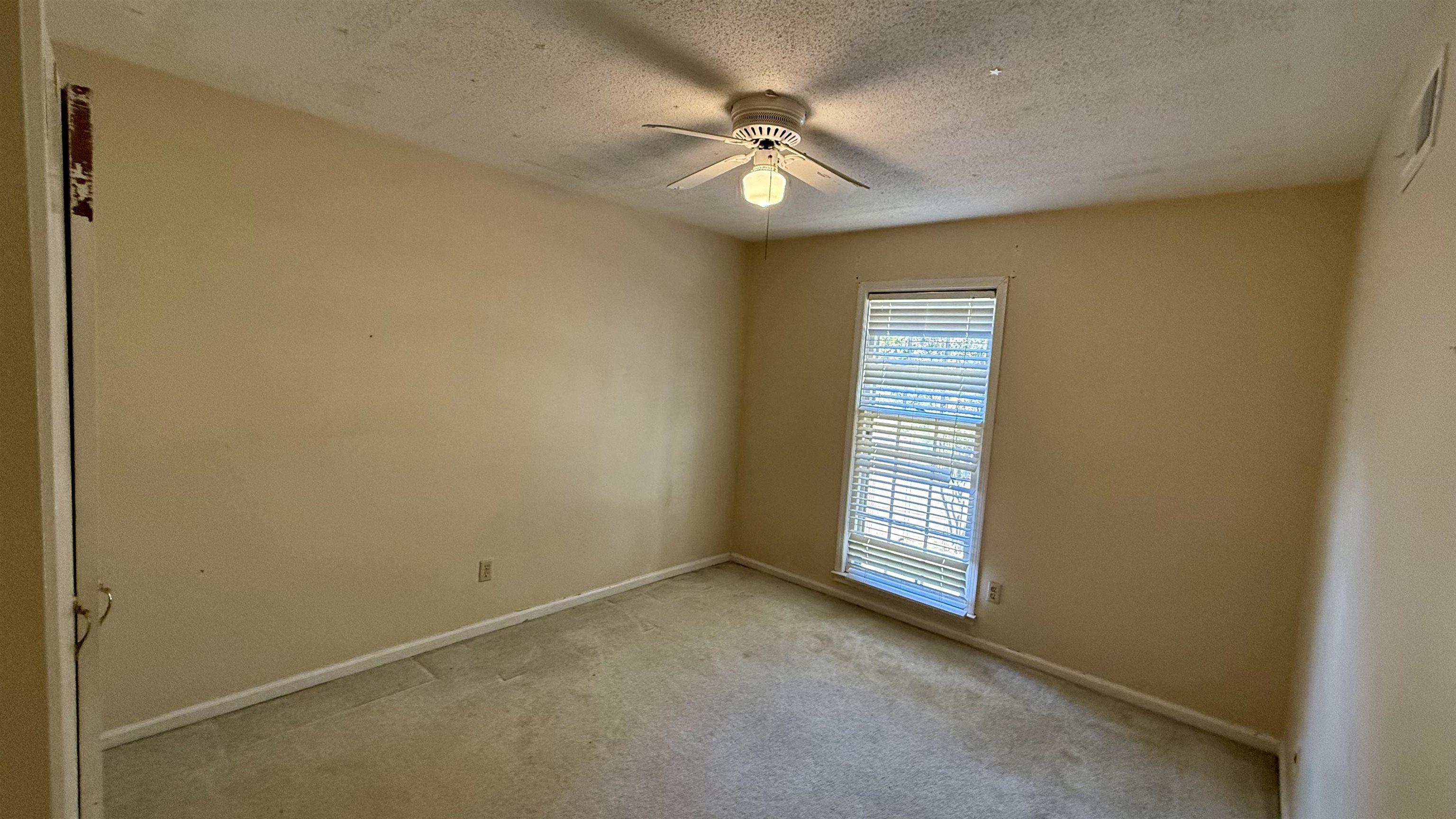 2344 Howard Rd Property Photo 20