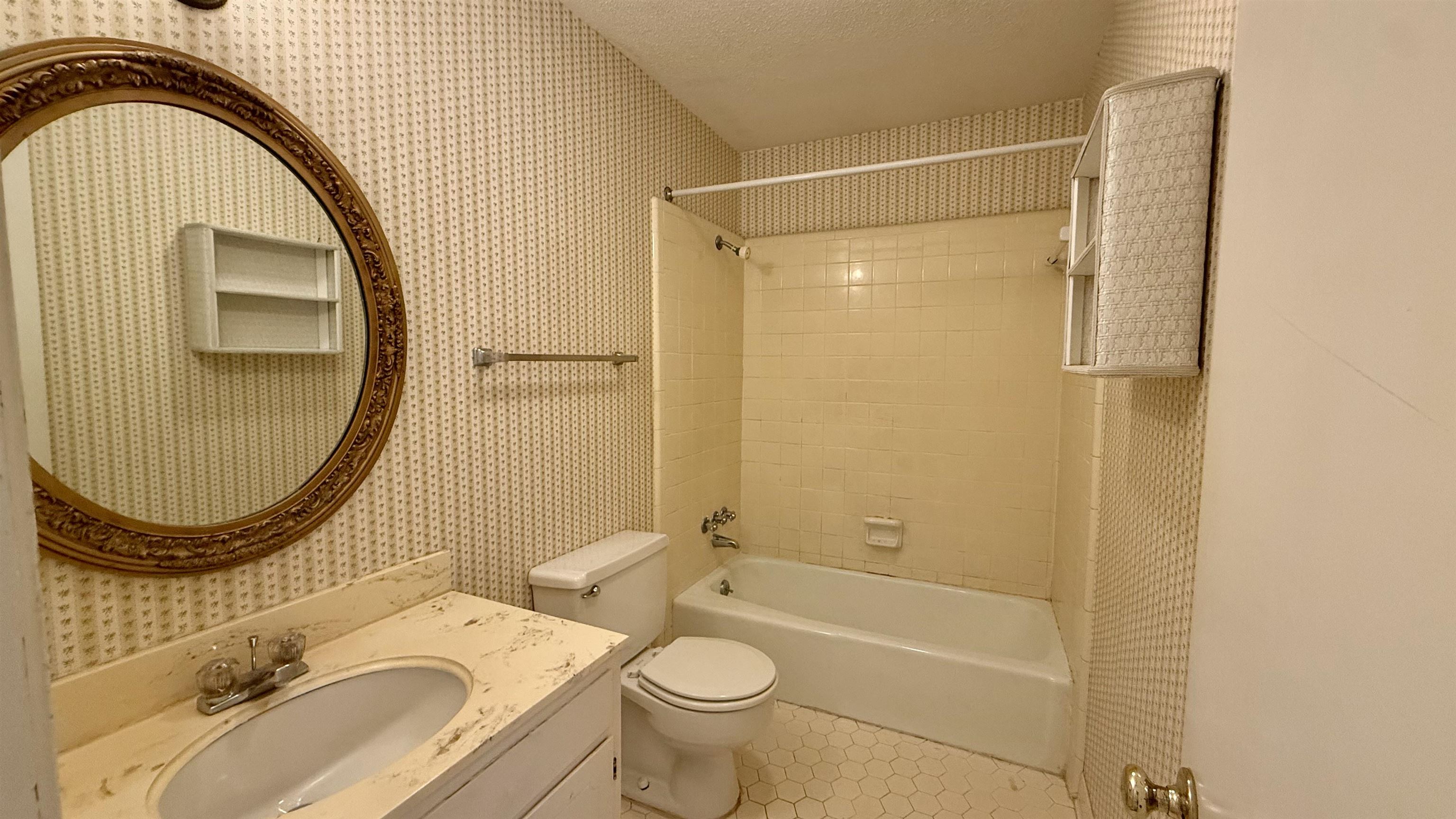 2344 Howard Rd Property Photo 22