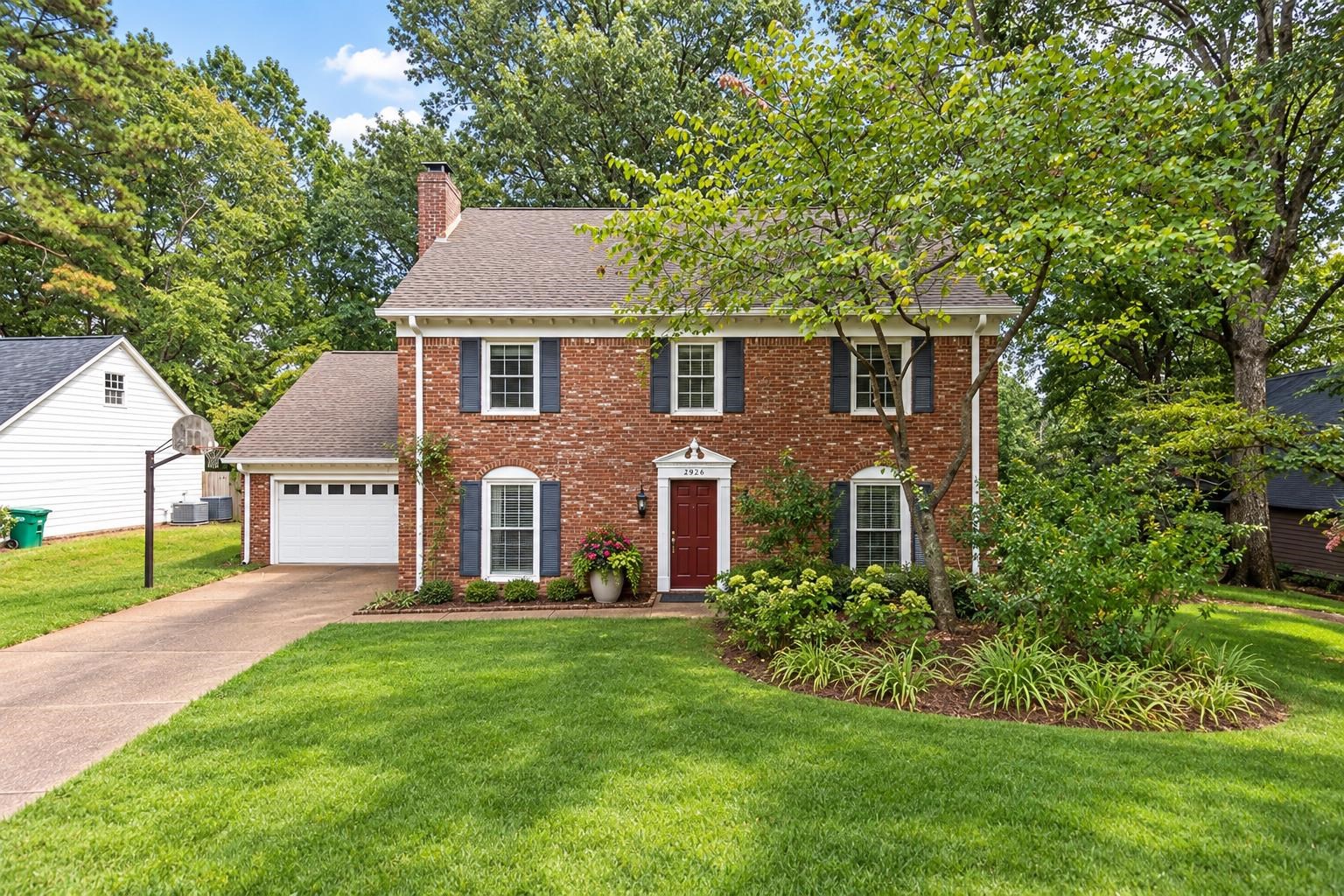 2112 Allenby Rd Property Photo 1