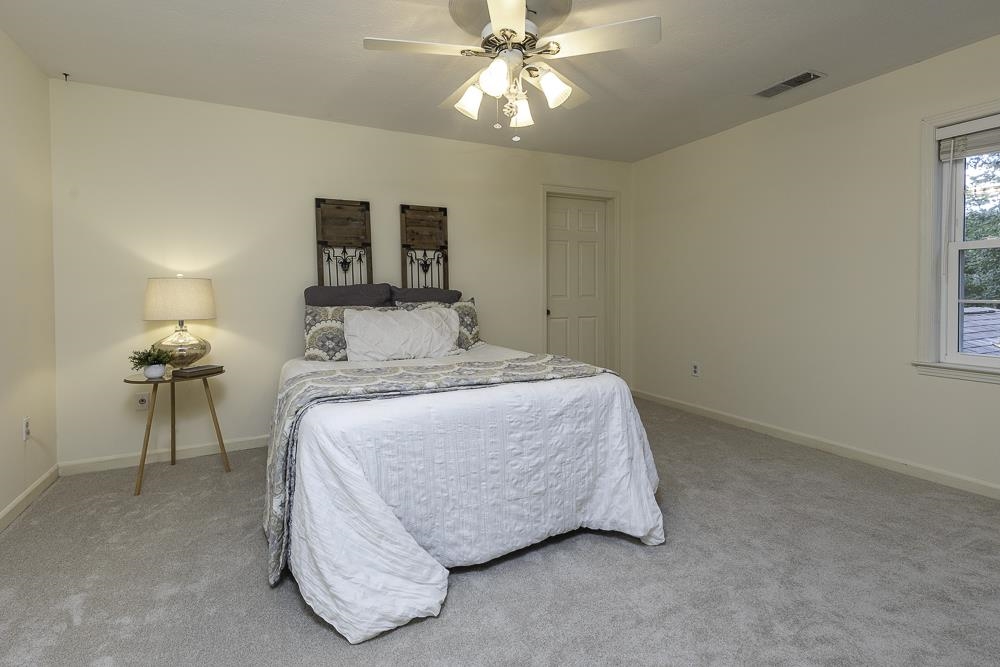 2112 Allenby Rd Property Photo 17