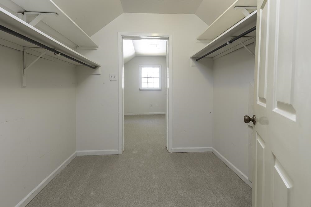 2112 Allenby Rd Property Photo 21