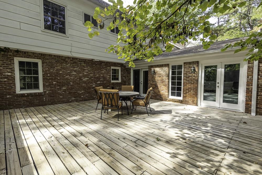 2112 Allenby Rd Property Photo 31