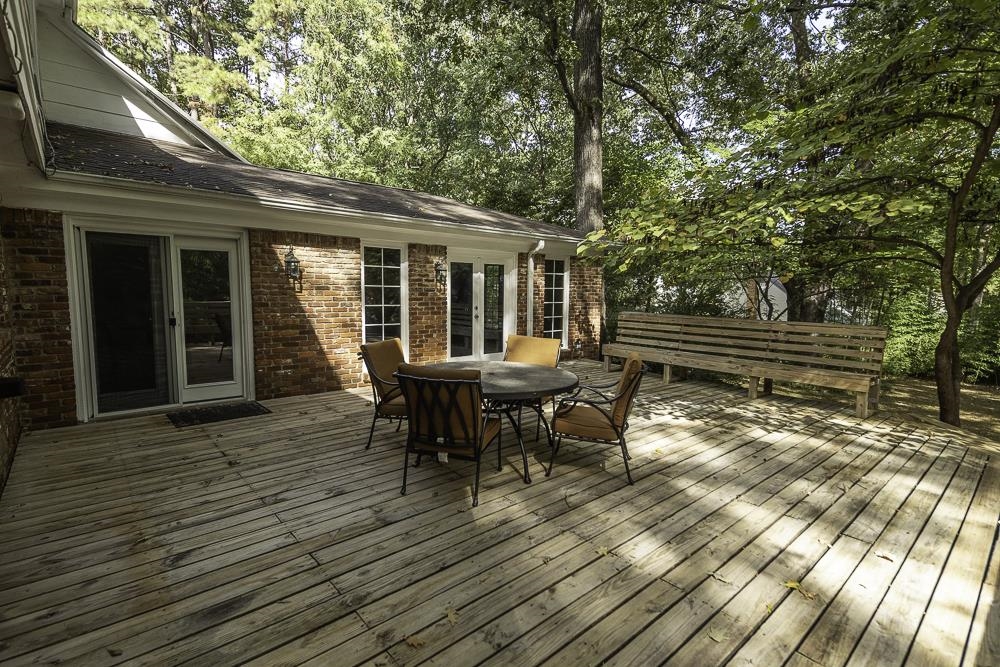 2112 Allenby Rd Property Photo 35