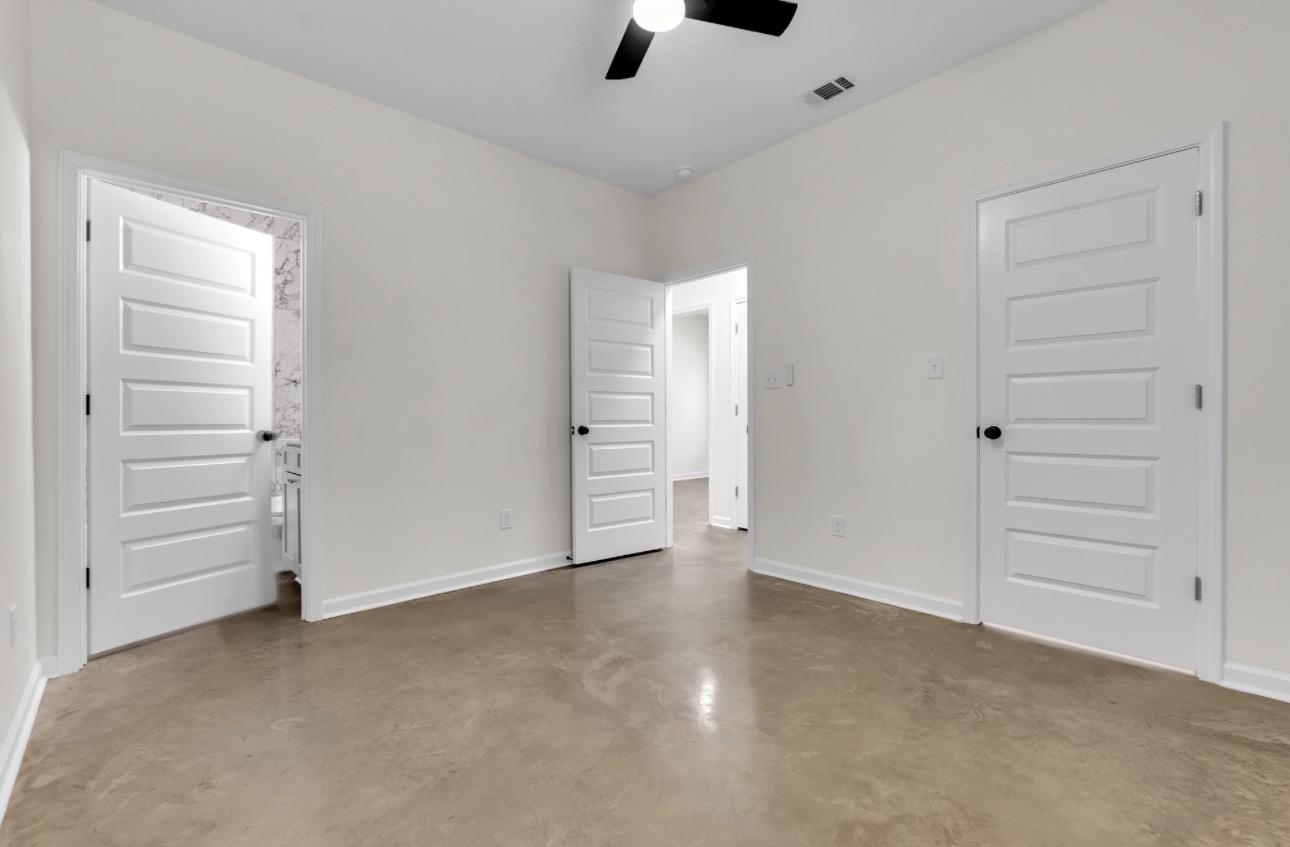 1374 Dow Pl Property Photo 8