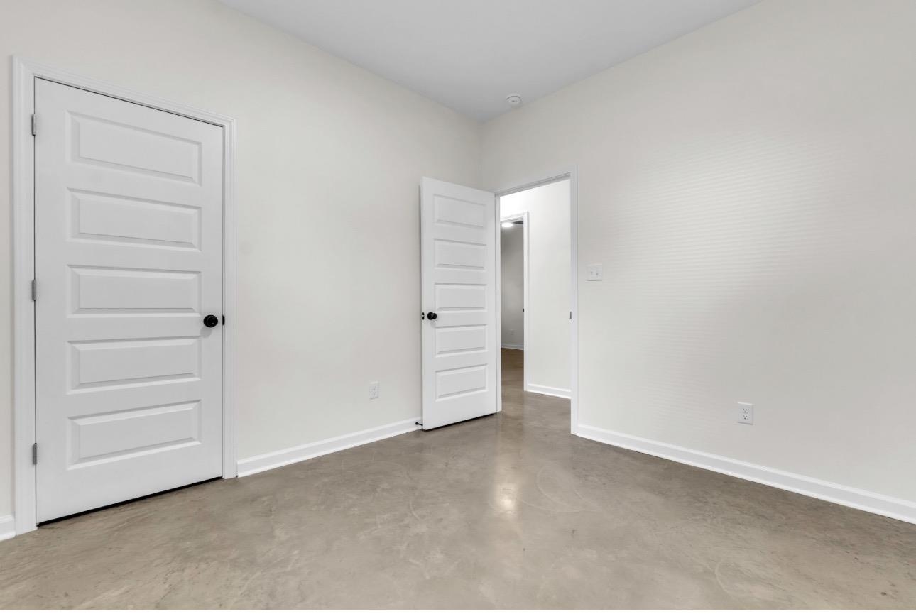 1374 Dow Pl Property Photo 10