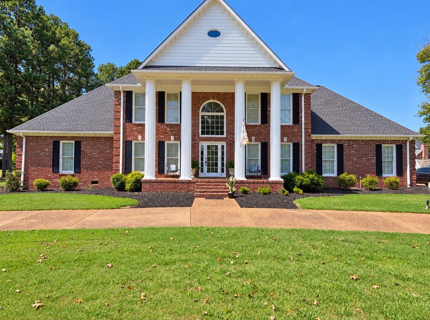 108 REDFIELD DR