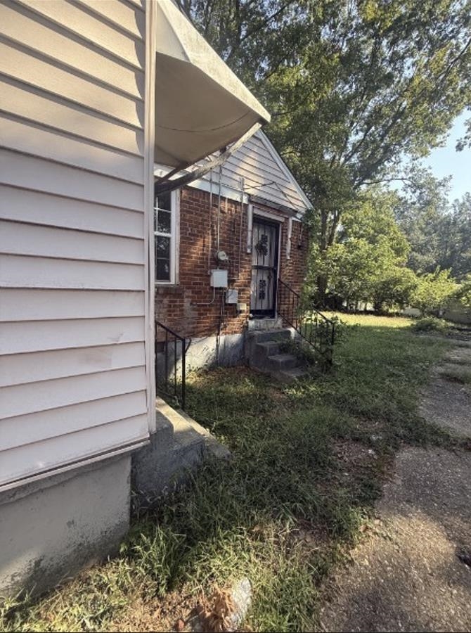 580 Marianna St Property Photo 4