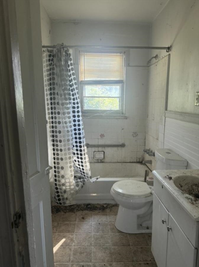580 Marianna St Property Photo 11