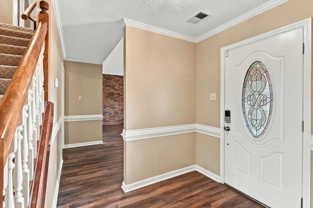 3490 Summerdale Dr Property Photo 4