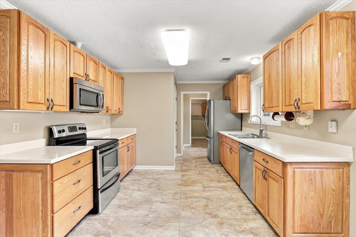 3490 Summerdale Dr Property Photo 7