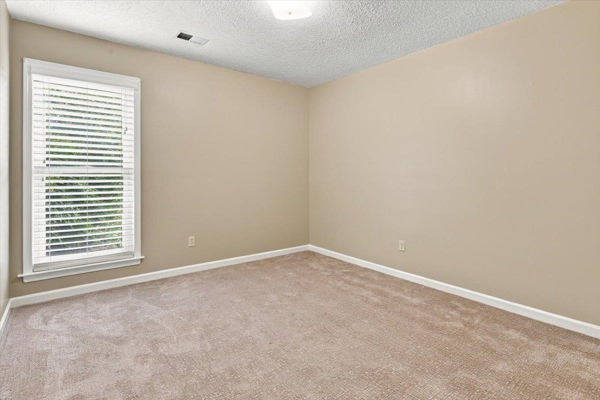 3490 Summerdale Dr Property Photo 15