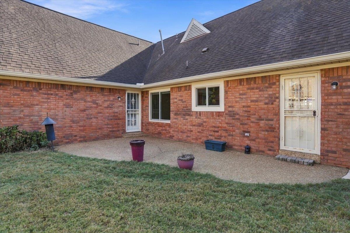 3490 Summerdale Dr Property Photo 24