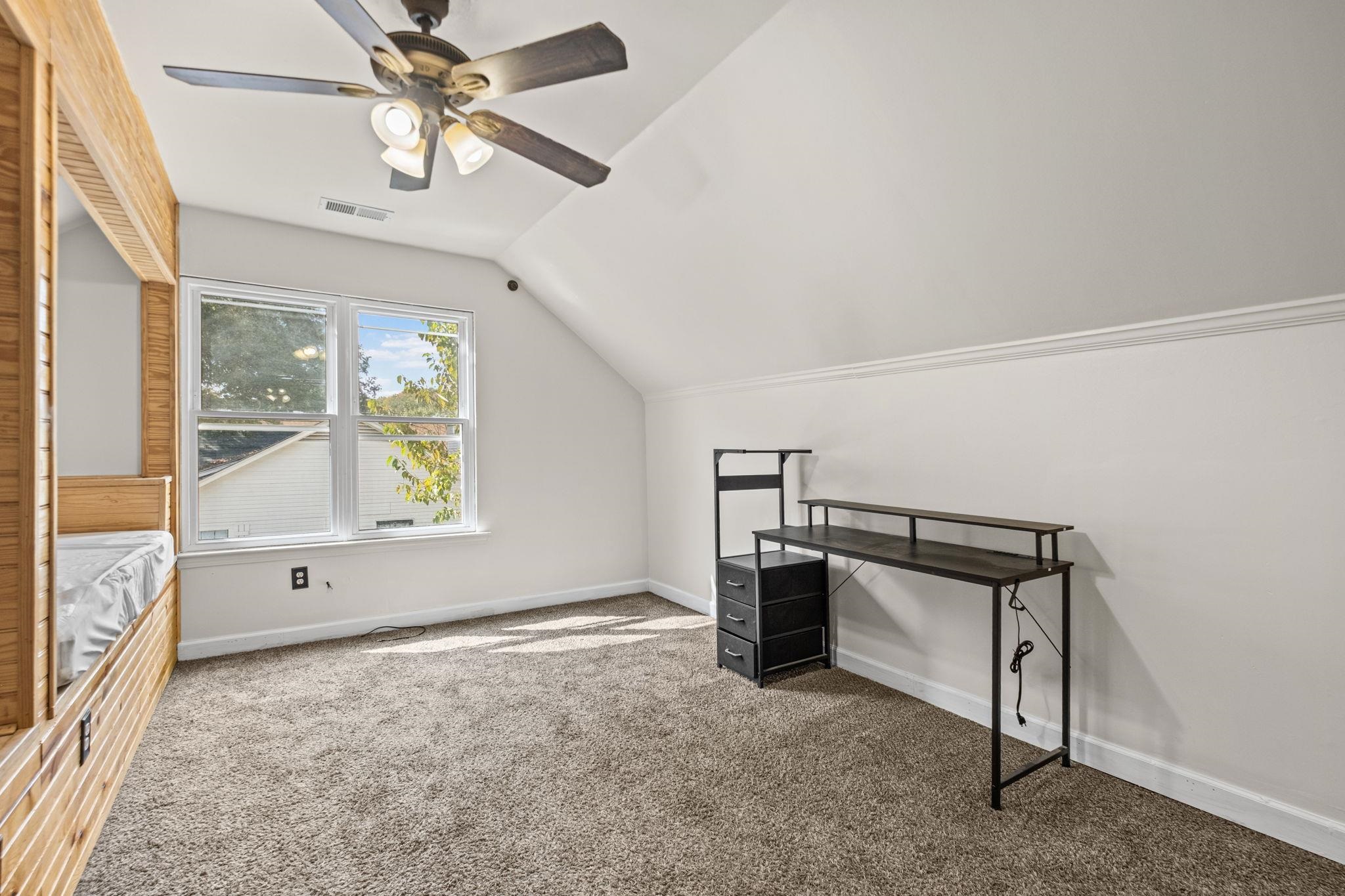 4476 Hunter Bay Dr Property Photo 28