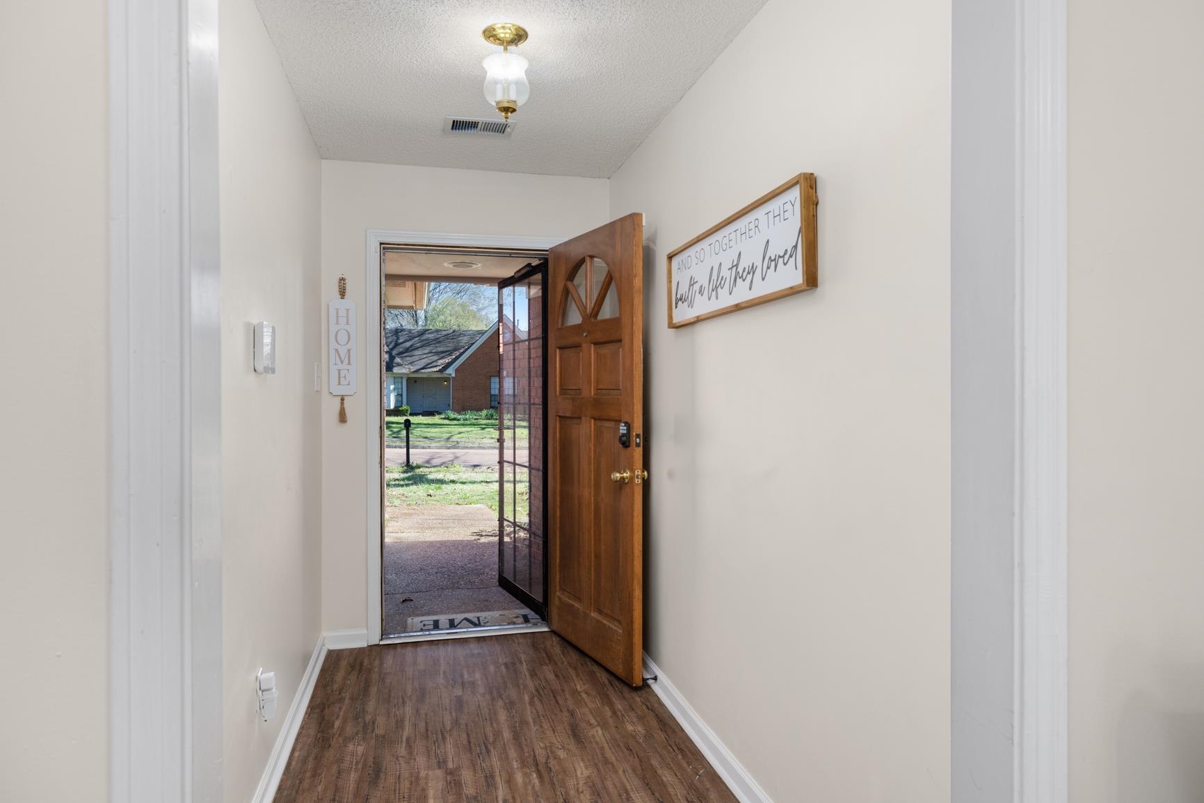 6348 Baird Ln Property Photo 5
