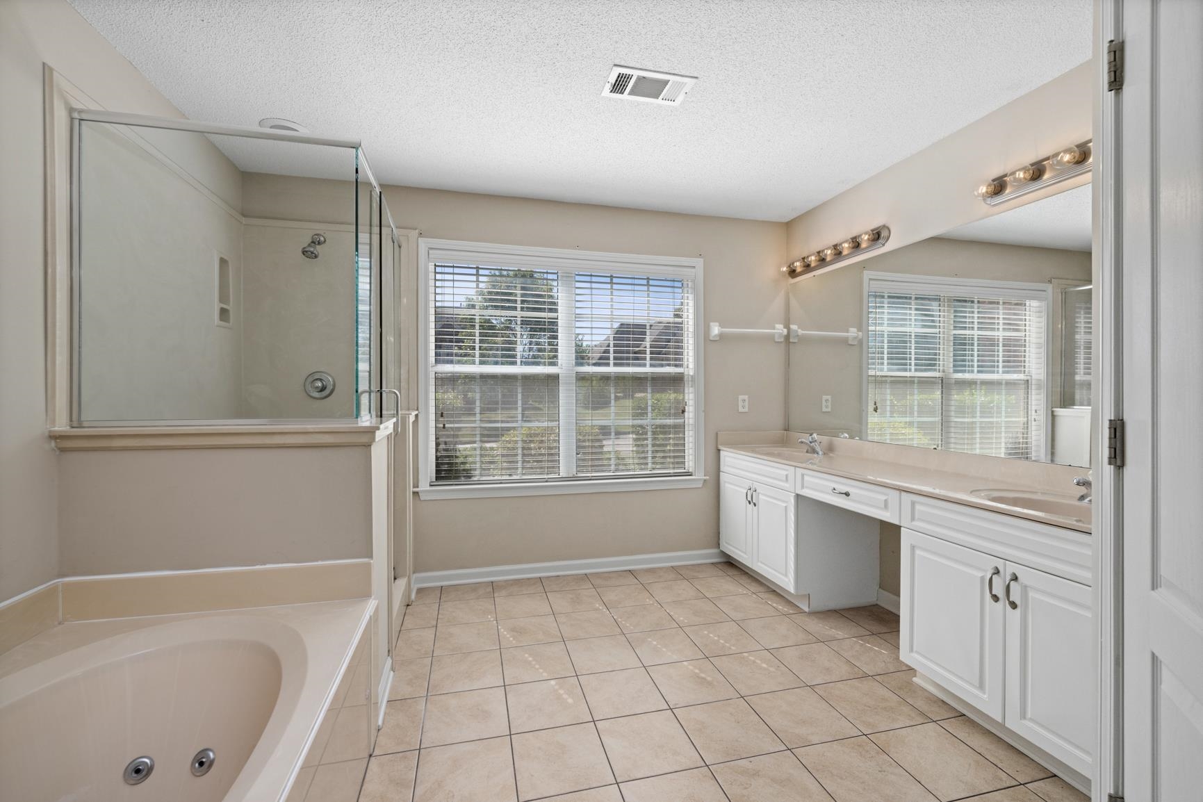10 Misty Hill Cv Property Photo 25