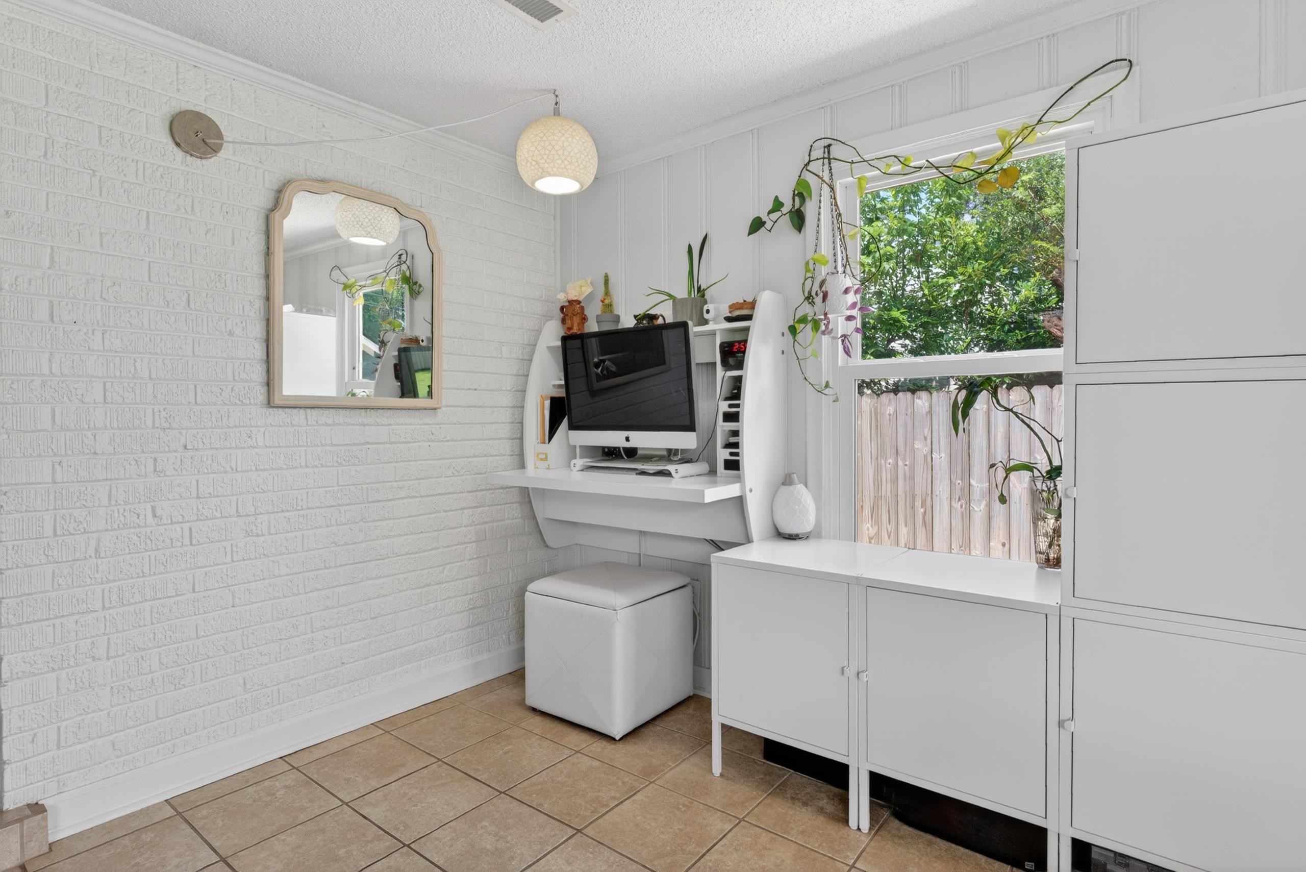 3651 Philwood Ave Property Photo 12