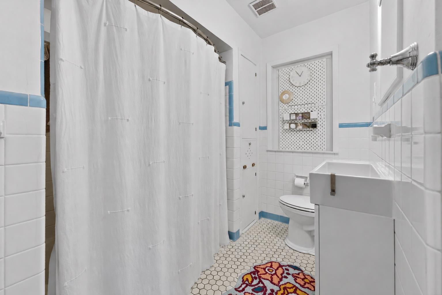 3651 Philwood Ave Property Photo 17