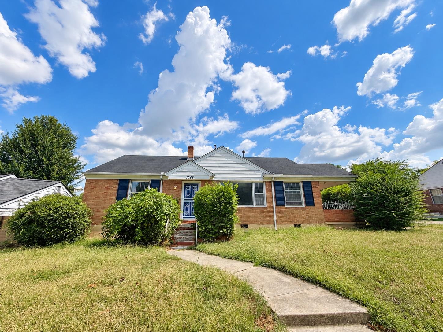 1048 W Shankman Cir Property Photo 1