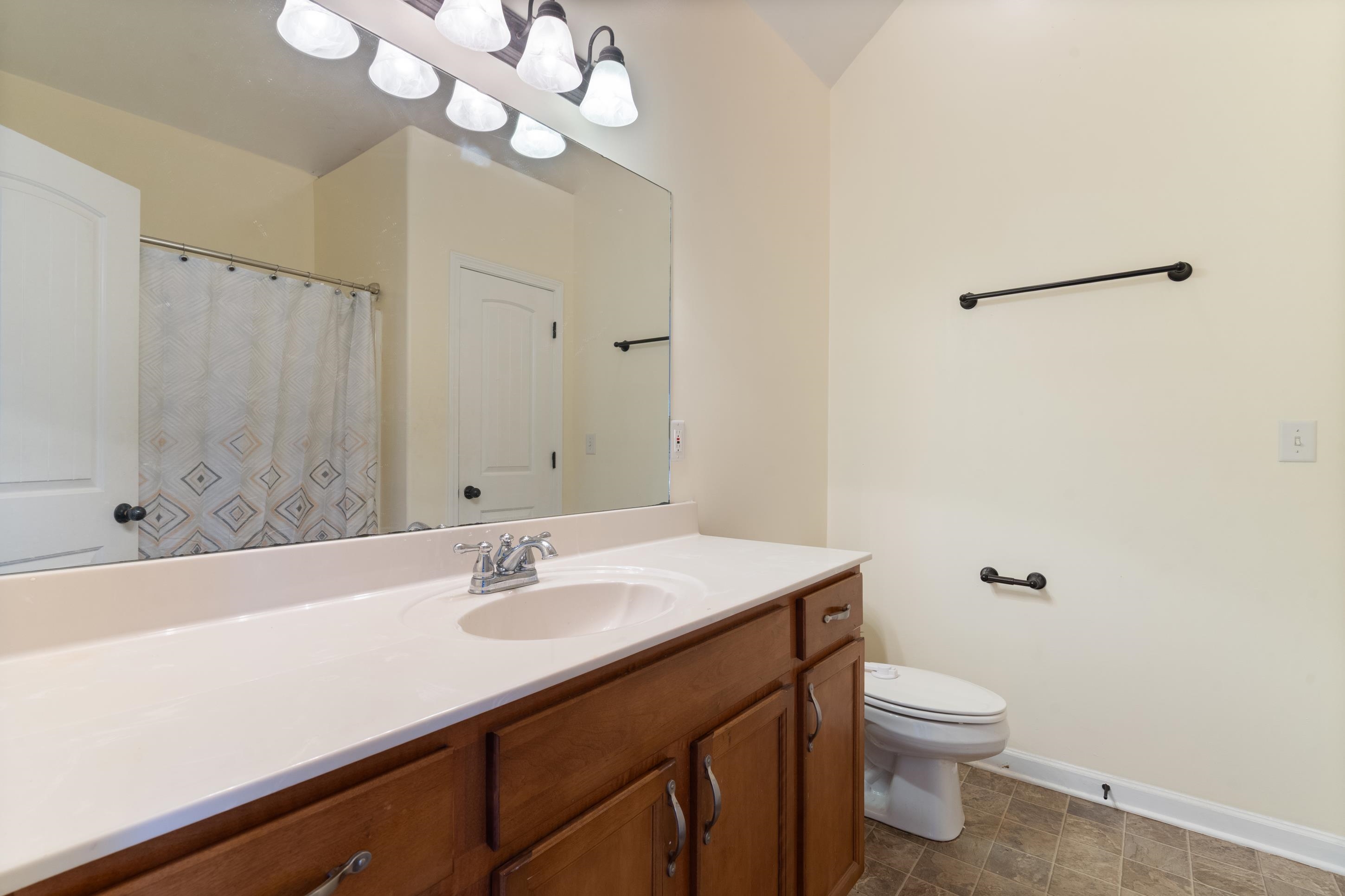 239 Amber Cir Property Photo 20