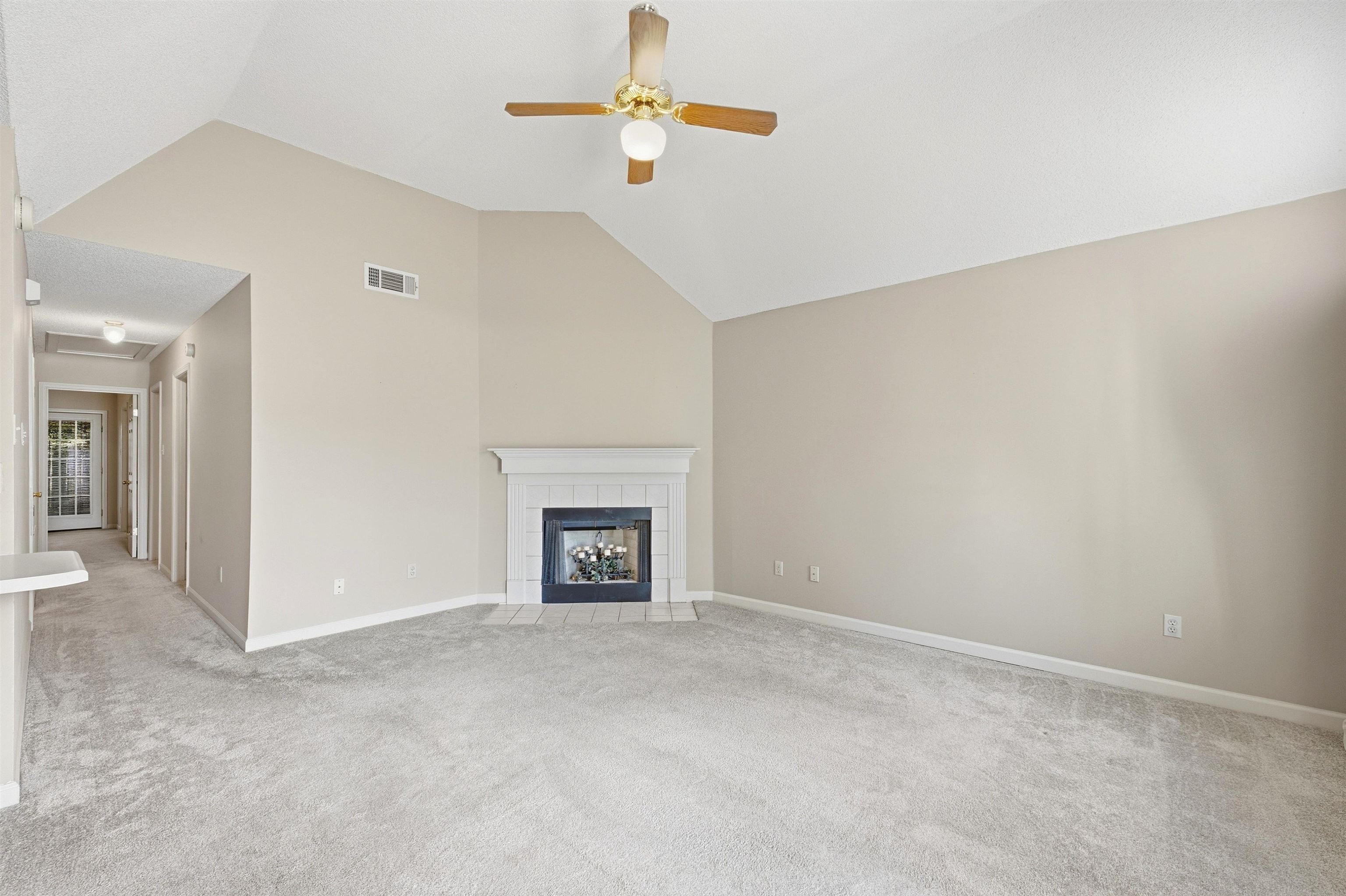 1742 Camille Way Property Photo 4