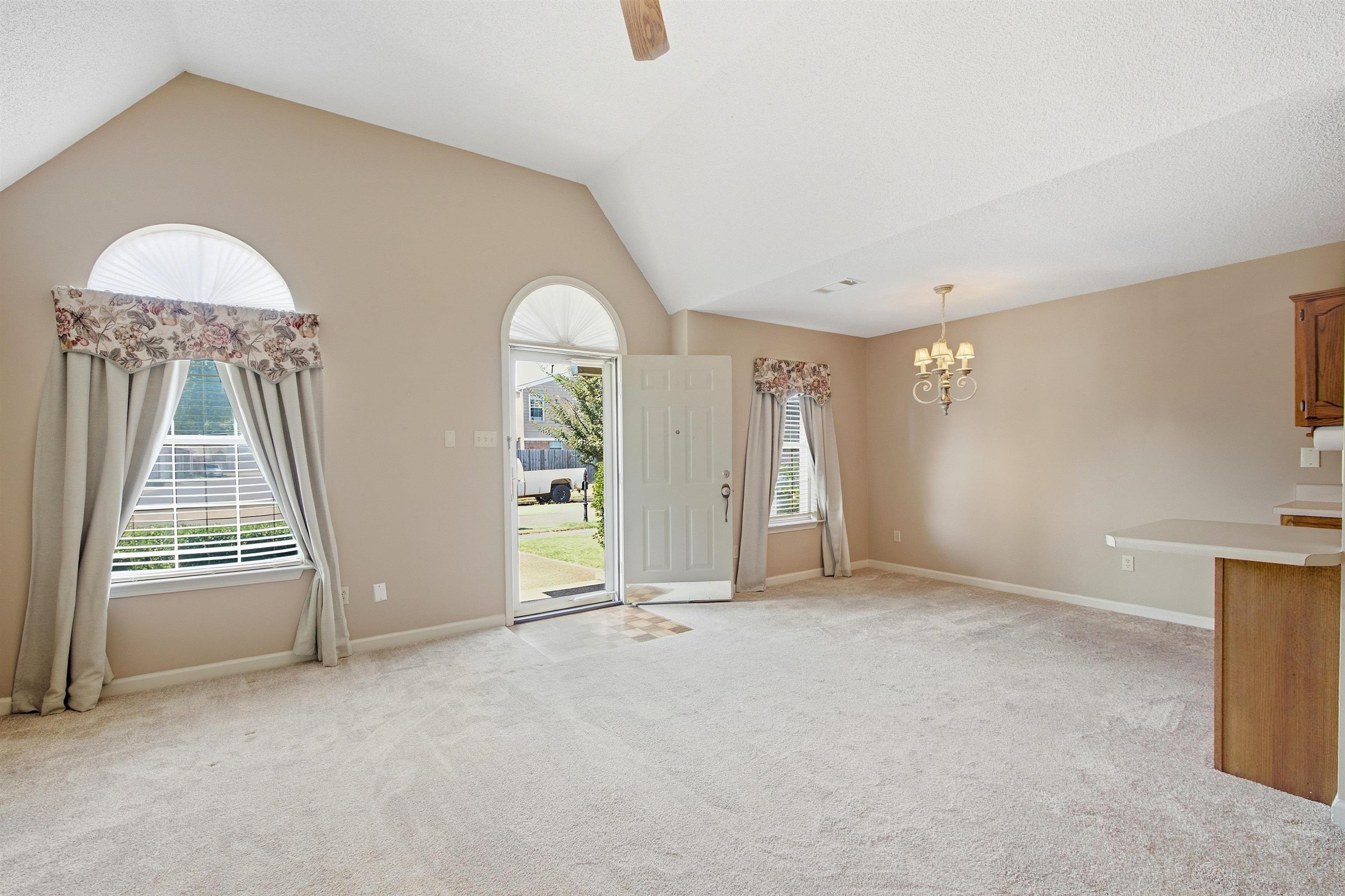 1742 Camille Way Property Photo 6
