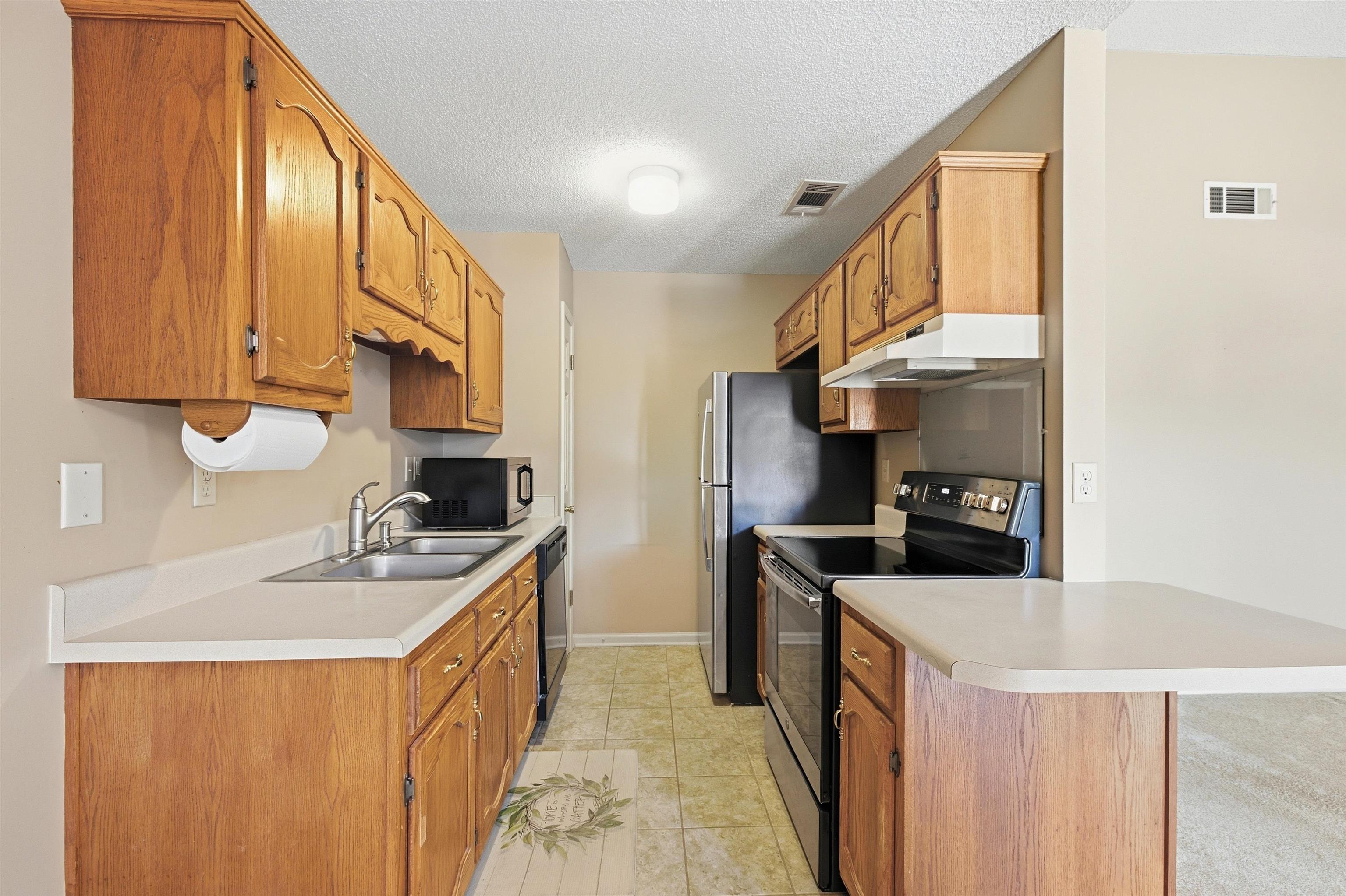 1742 Camille Way Property Photo 8