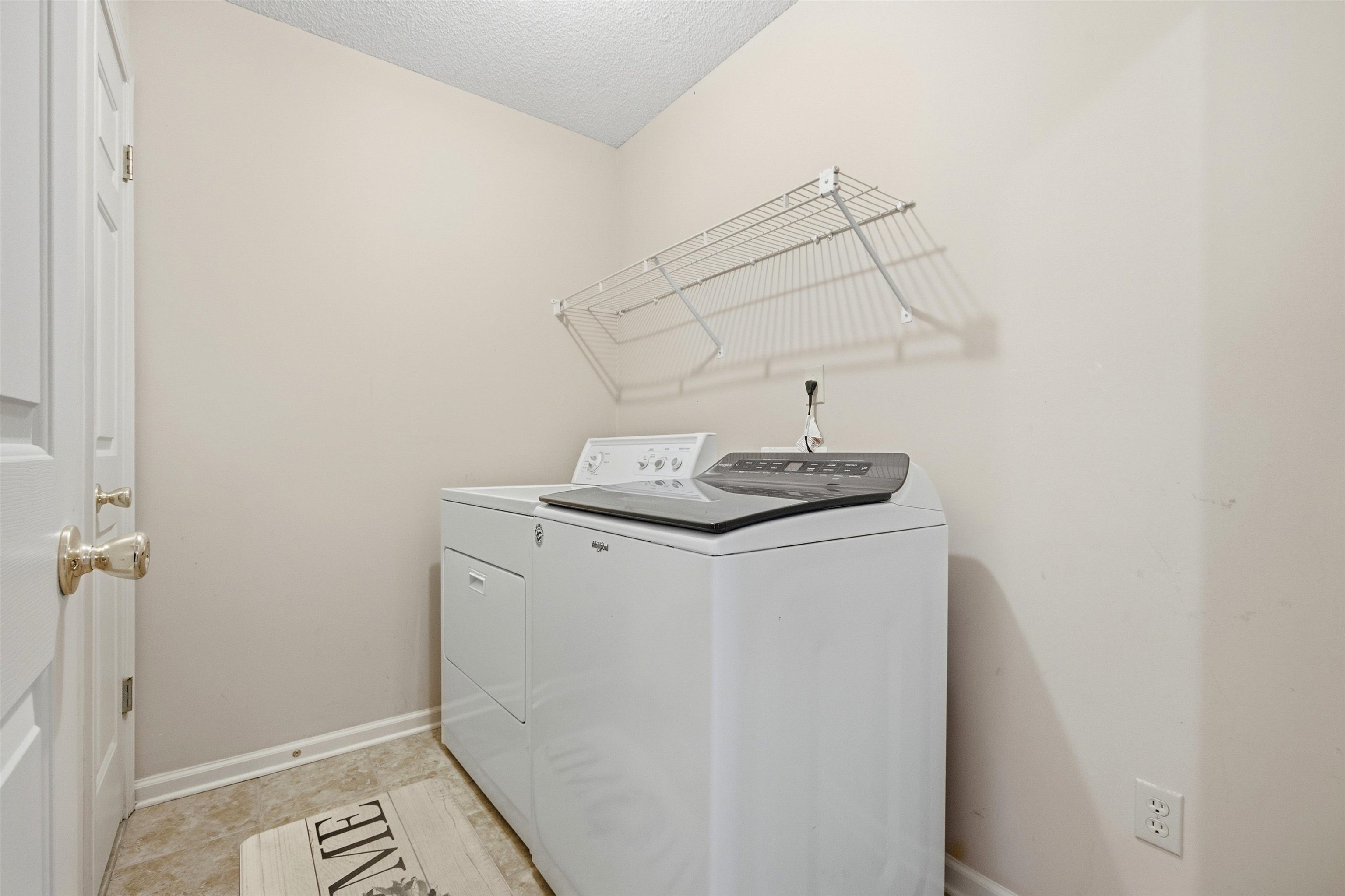 1742 Camille Way Property Photo 10